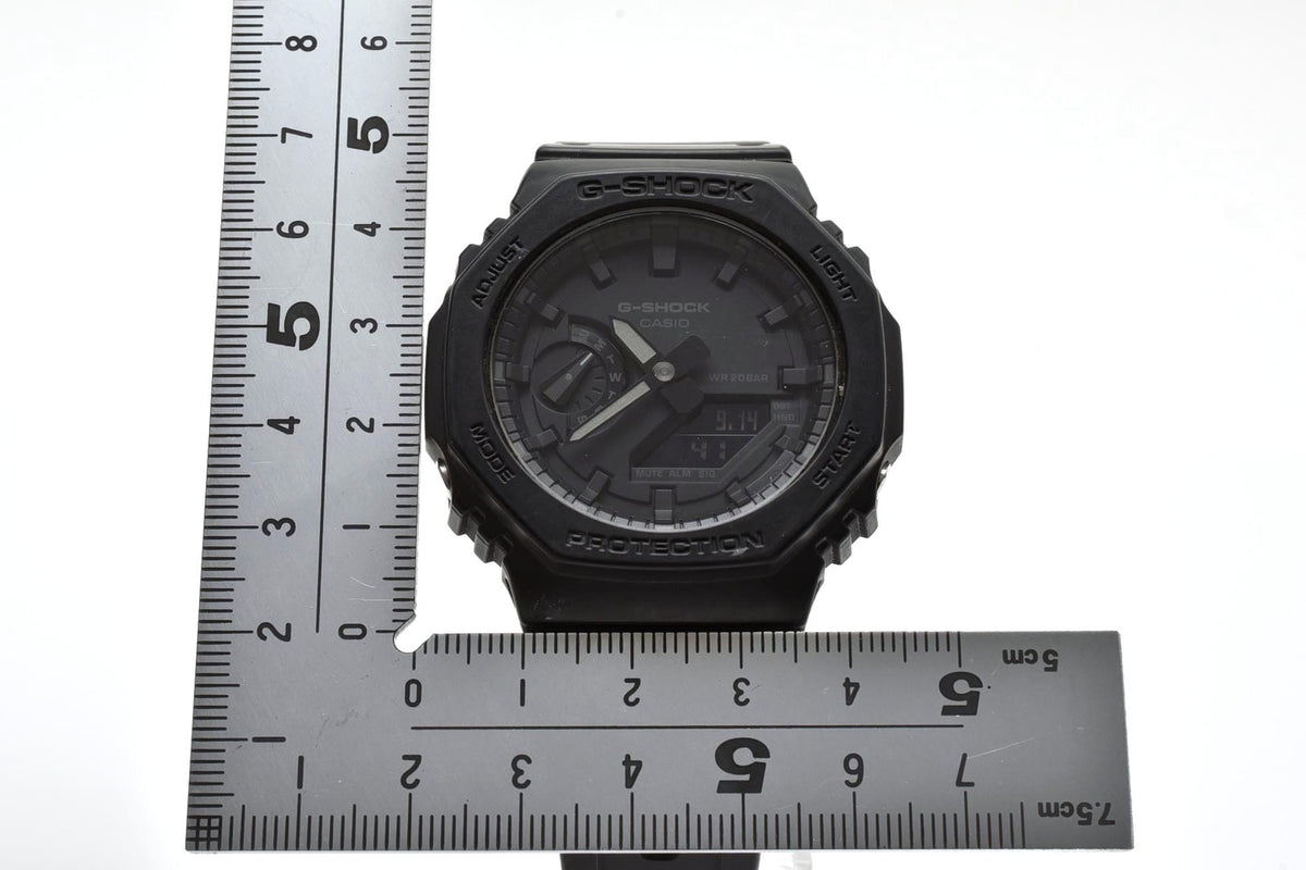 美品 CASIO カシオ G-SHOCK Gショック GA-2100 カーボンコアガード オクタゴン 八角形 アナデジ オールブラック 黒 メンズ 腕時計 稼働品