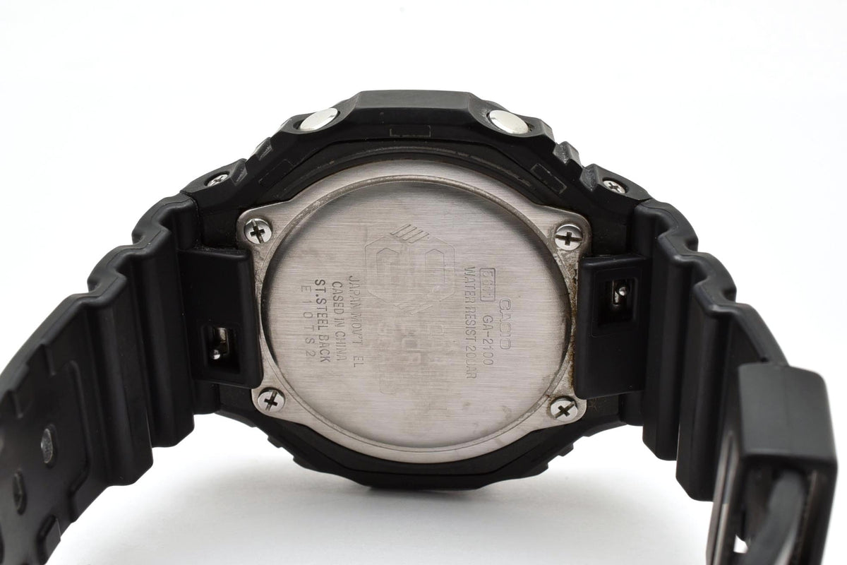 美品 CASIO カシオ G-SHOCK Gショック GA-2100 カーボンコアガード オクタゴン 八角形 アナデジ オールブラック 黒 メンズ 腕時計 稼働品