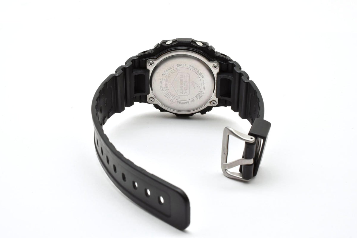 美品 CASIO カシオ G-SHOCK Gショック DW-5600BB ソリッドカラーズ オールブラック 黒 スクエア デジタル 反転液晶 メンズ 腕時計 稼働品