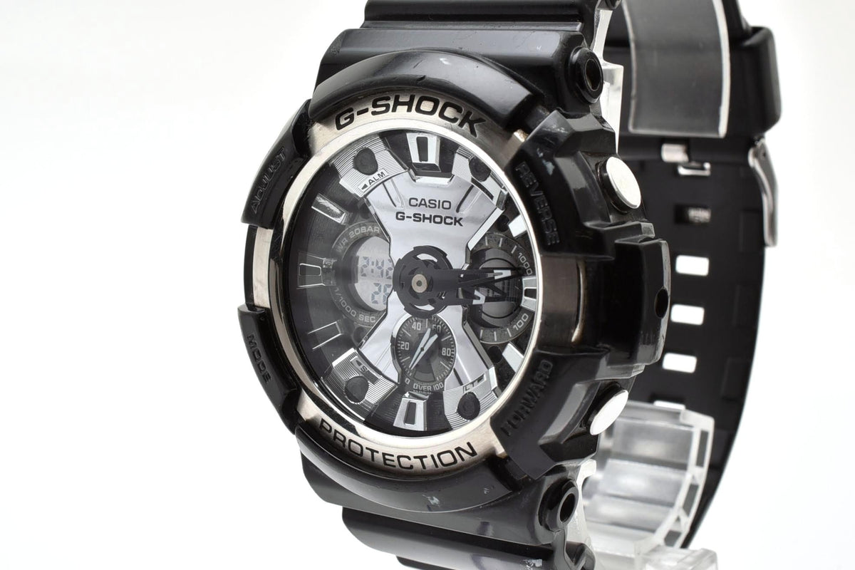 美品 CASIO カシオ G-SHOCK Gショック GA-200BW ガリッシュブラック アナデジ ビッグフェイス 光沢ブラック 黒 メタルベゼル メンズ 腕時計 稼働品