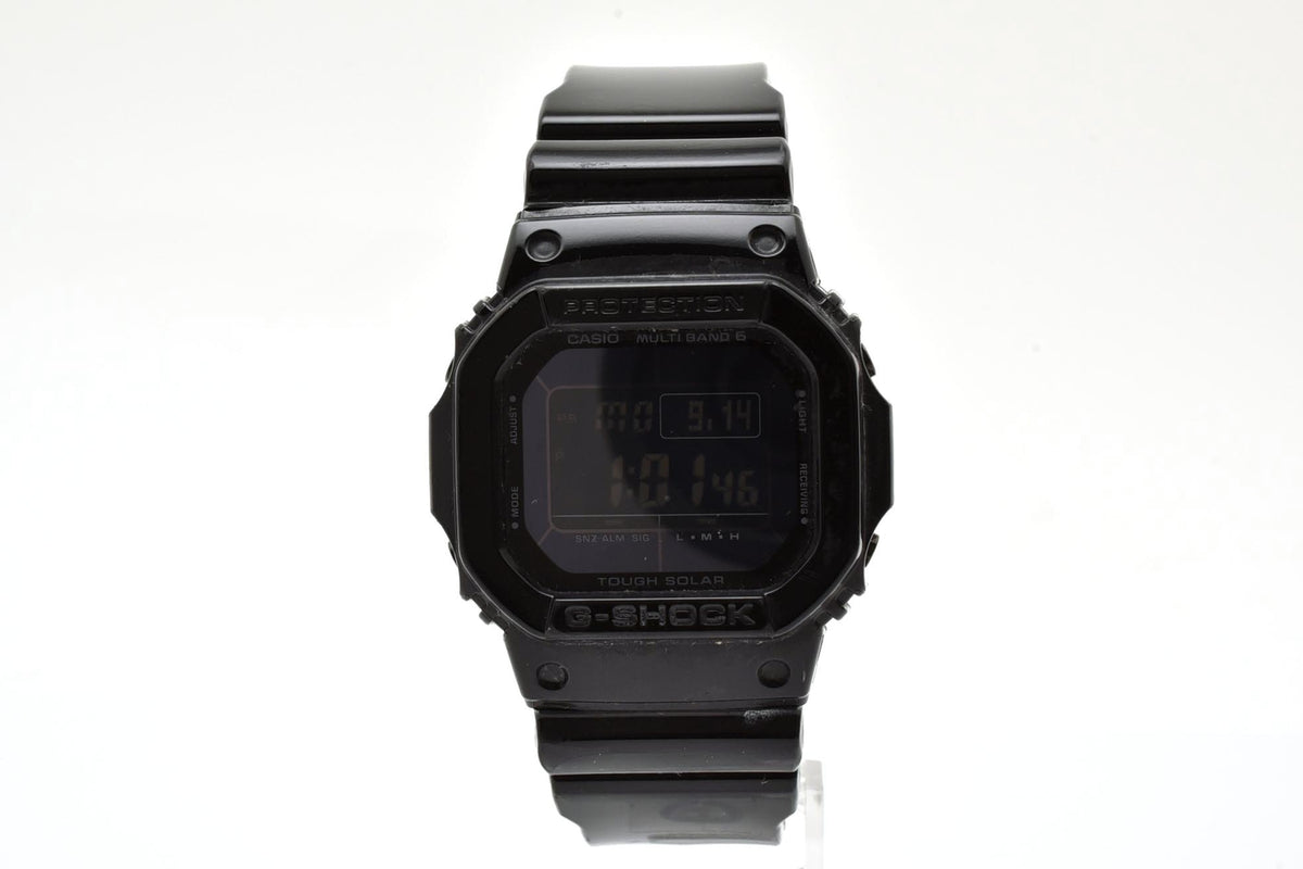 美品 CASIO カシオ G-SHOCK Gショック GW-M5610BB タフソーラー 電波 マルチバンド6 ベーシックブラック 光沢 黒 スクエア 反転液晶 メンズ 腕時計 稼働品