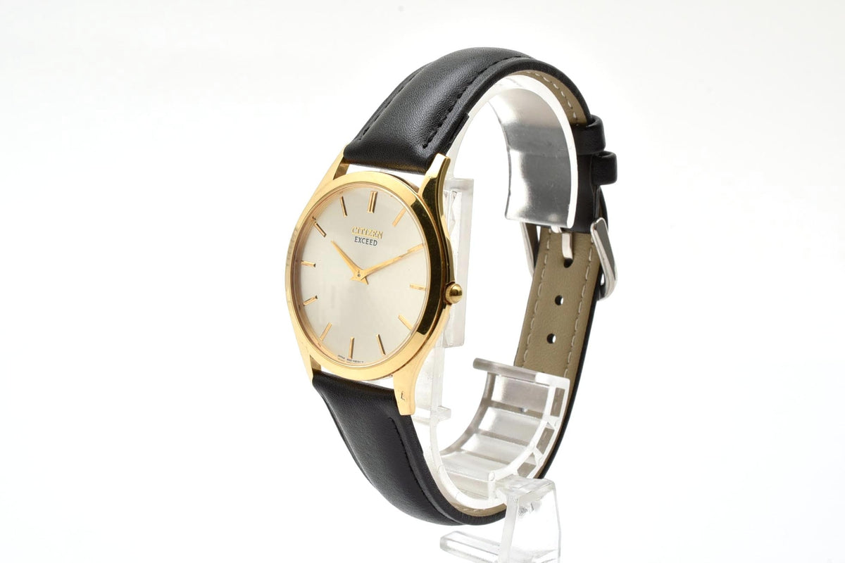 美品 CITIZEN シチズン EXCEED エクシード 8020-H17851 クォーツ 極薄 ゴールドカラー ホワイト文字盤 革ベルト ヴィンテージ 1990年代 メンズ 腕時計 稼働品