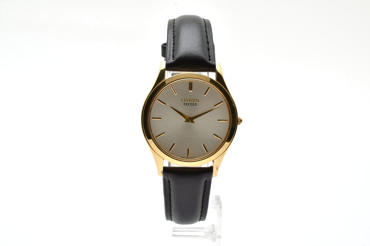 美品 CITIZEN シチズン EXCEED エクシード 8020-H17851 クォーツ 極薄 ゴールドカラー ホワイト文字盤 革ベルト ヴィンテージ 1990年代 メンズ 腕時計 稼働品