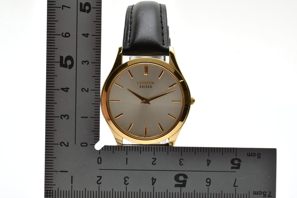 美品 CITIZEN シチズン EXCEED エクシード 8020-H17851 クォーツ 極薄 ゴールドカラー ホワイト文字盤 革ベルト ヴィンテージ 1990年代 メンズ 腕時計 稼働品