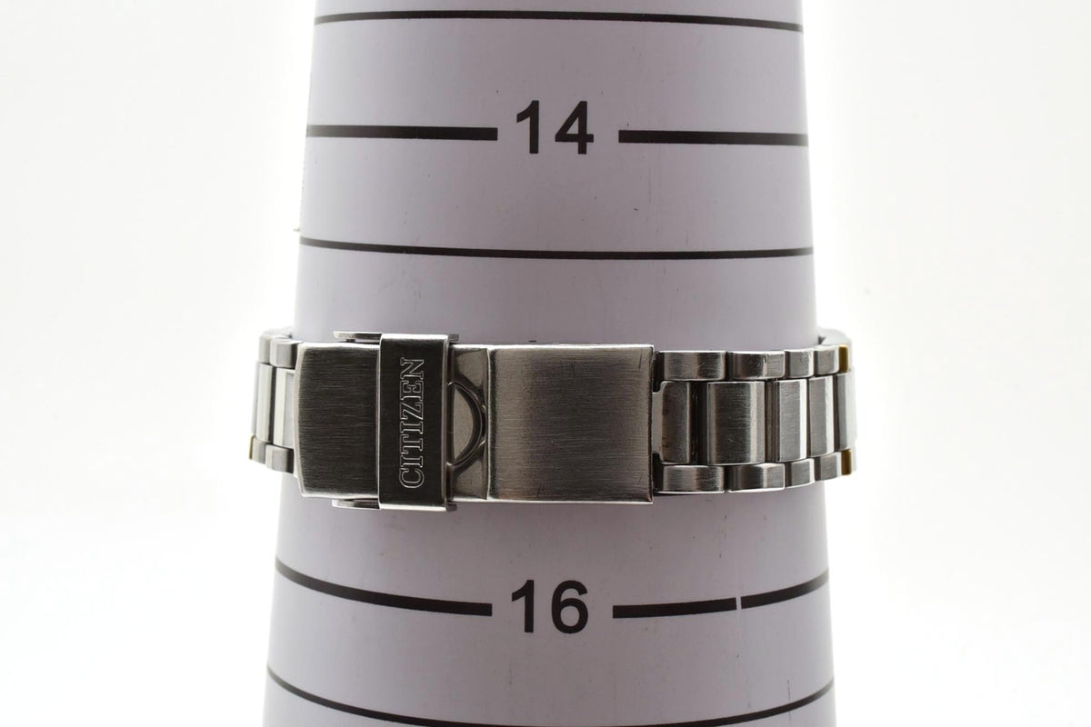 美品 CITIZEN シチズン 6038-G06358 クォーツ 200m防水 ダイバーデザイン 回転ベゼル ツートン コンビ ホワイト文字盤 ヴィンテージ 1990年代 メンズ 腕時計 稼働品