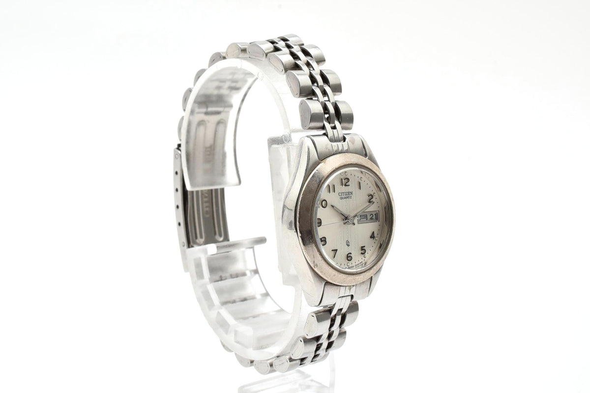 美品 CITIZEN シチズン 6000-S96419 クォーツ デイデイト アラビア数字 ステンレス レディース 腕時計 稼働品