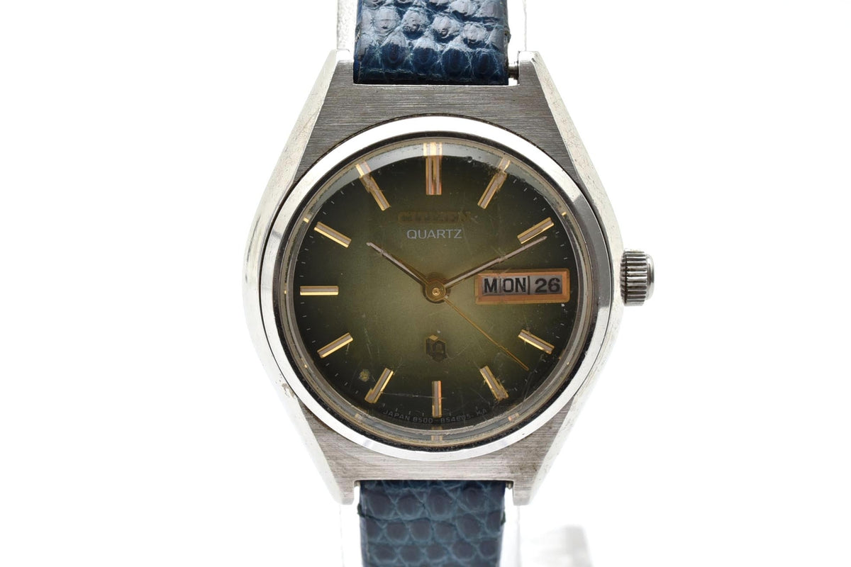 美品 CITIZEN シチズン 4-852273K クォーツ デイデイト グリーン グラデーション文字盤 クッション型 ステンレス 革ベルト ヴィンテージ 1970年代 レディース 腕時計 稼働品
