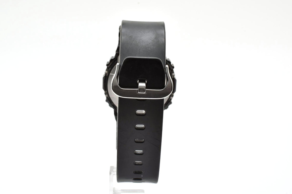 良品 CASIO カシオ G-SHOCK Gショック GM-5600B メタルカバード ステンレスベゼル スクエア デジタル 反転液晶 ブラック 黒 メンズ 腕時計 稼働品