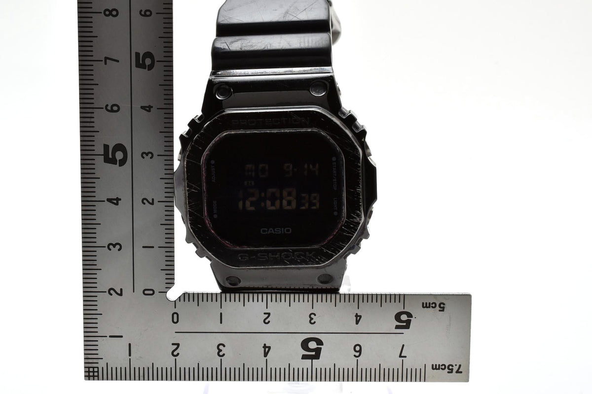 良品 CASIO カシオ G-SHOCK Gショック GM-5600B メタルカバード ステンレスベゼル スクエア デジタル 反転液晶 ブラック 黒 メンズ 腕時計 稼働品