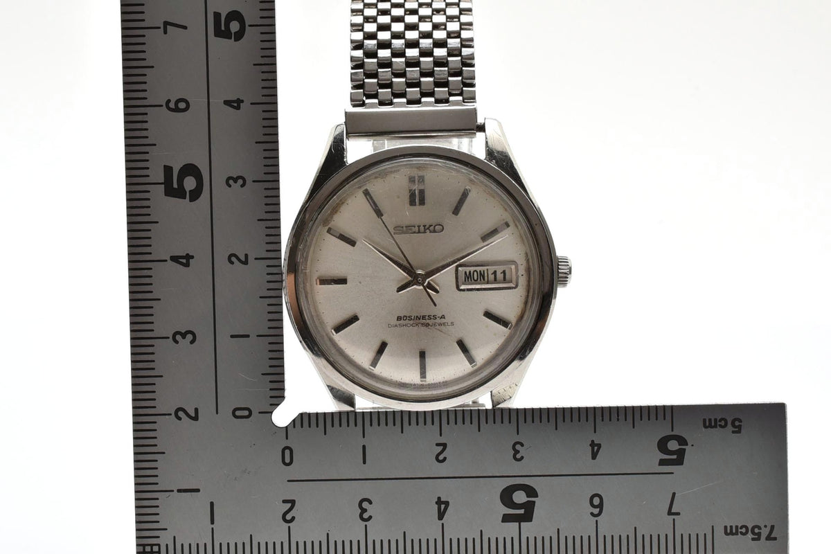 良品 SEIKO セイコー ビジネスA BUSINESS-A 8306-8001 自動巻き 27石 デイデイト シルバー文字盤 ステンレス ヴィンテージ 1960年代 メンズ 腕時計 稼働品