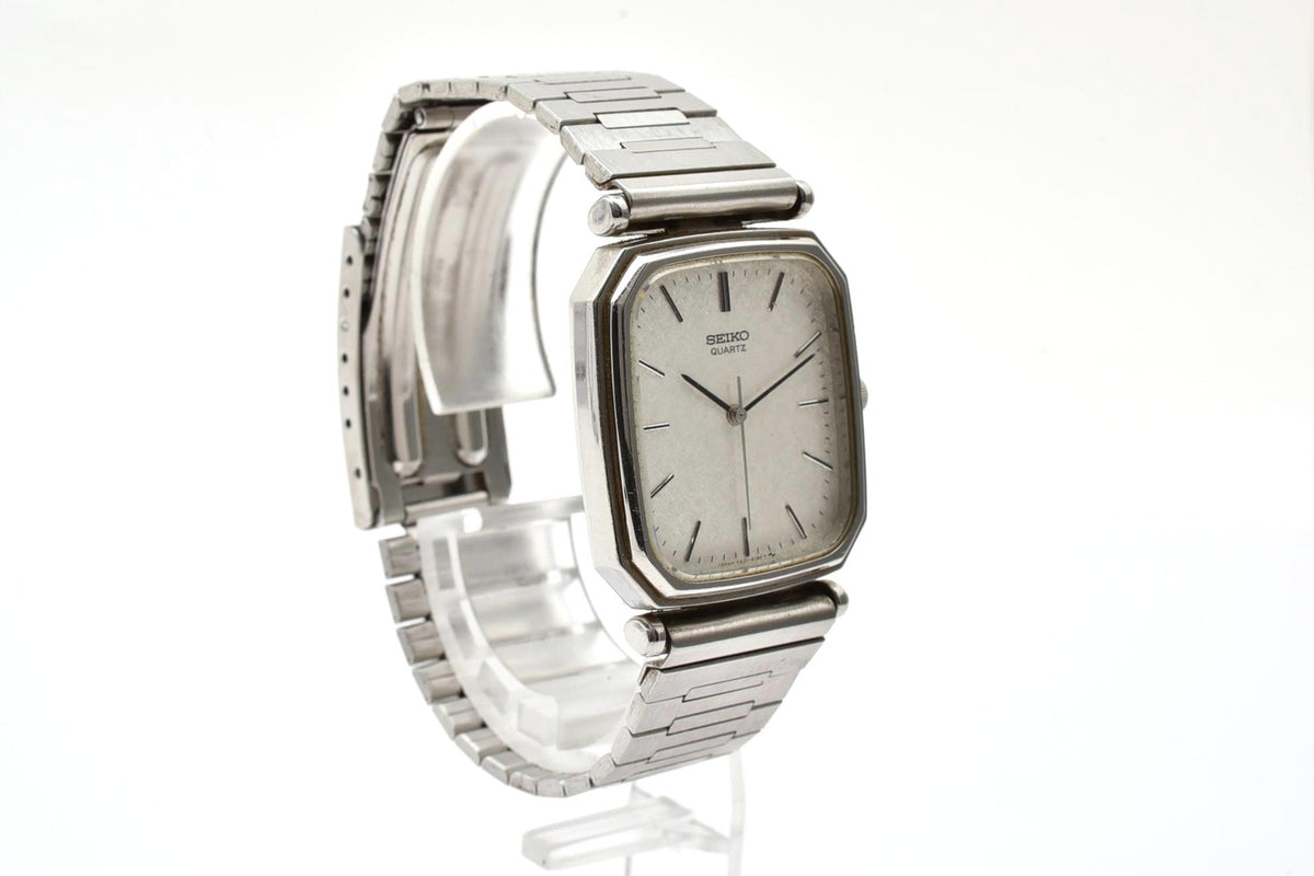 良品 SEIKO セイコー 7431-5130 クォーツ クッション シルバー文字盤 ステンレス ブレスレット ヴィンテージ 1980年代 ユニセックス 腕時計 稼働品