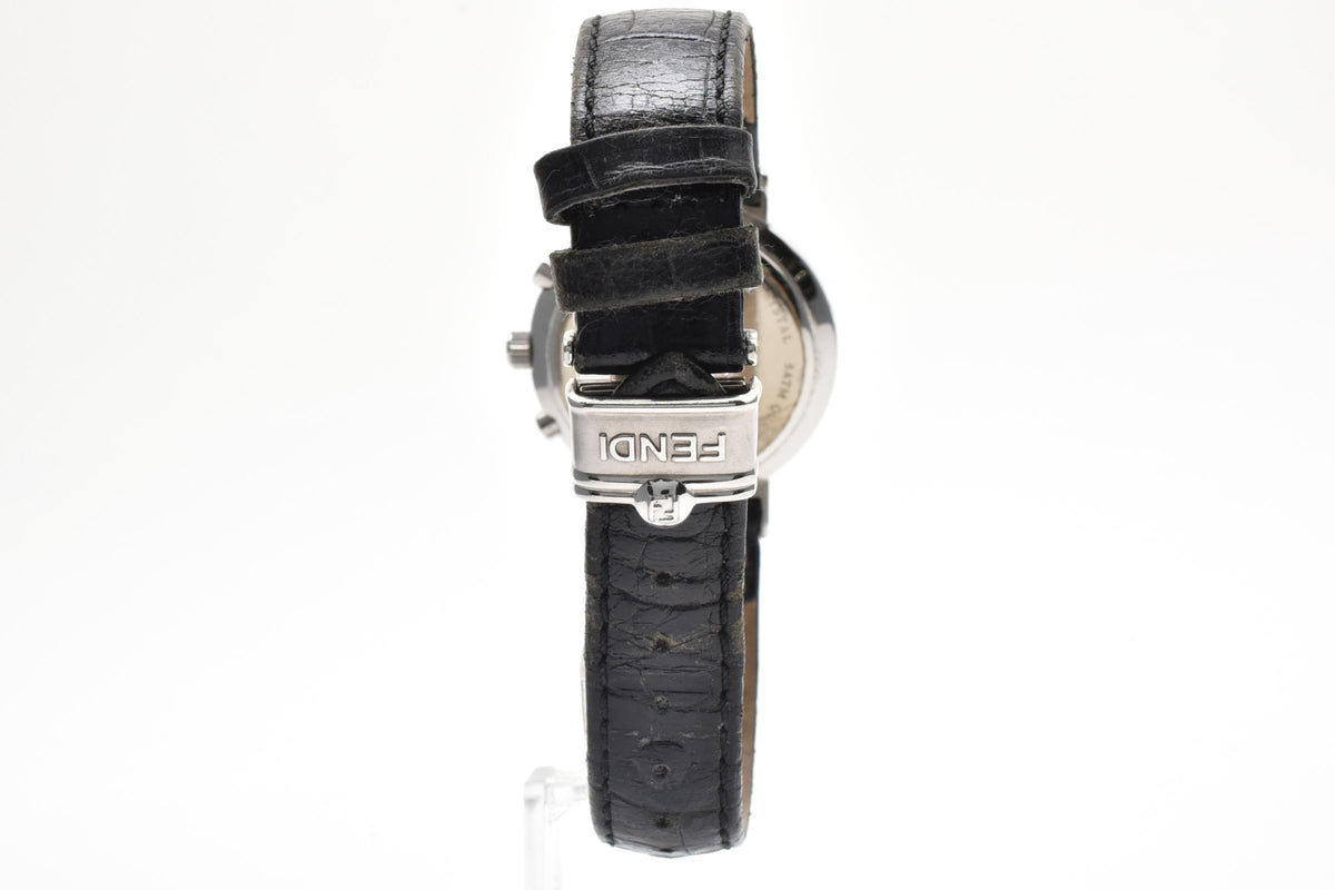 美品 FENDI フェンディ クラシコ クロノグラフ 010-4500L-606 クォーツ デイト ブラック文字盤 ステンレス レザーベルト スイス製 ユニセックス 腕時計 稼働品