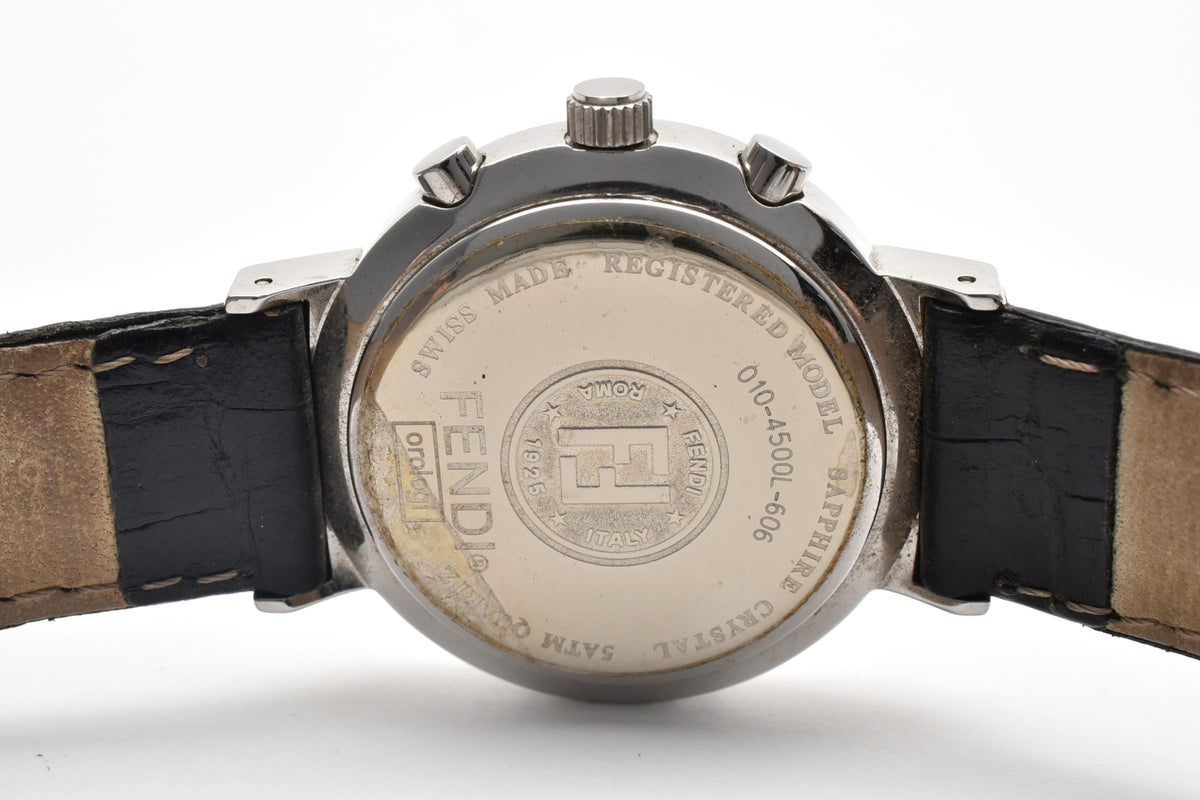 美品 FENDI フェンディ クラシコ クロノグラフ 010-4500L-606 クォーツ デイト ブラック文字盤 ステンレス レザーベルト スイス製 ユニセックス 腕時計 稼働品