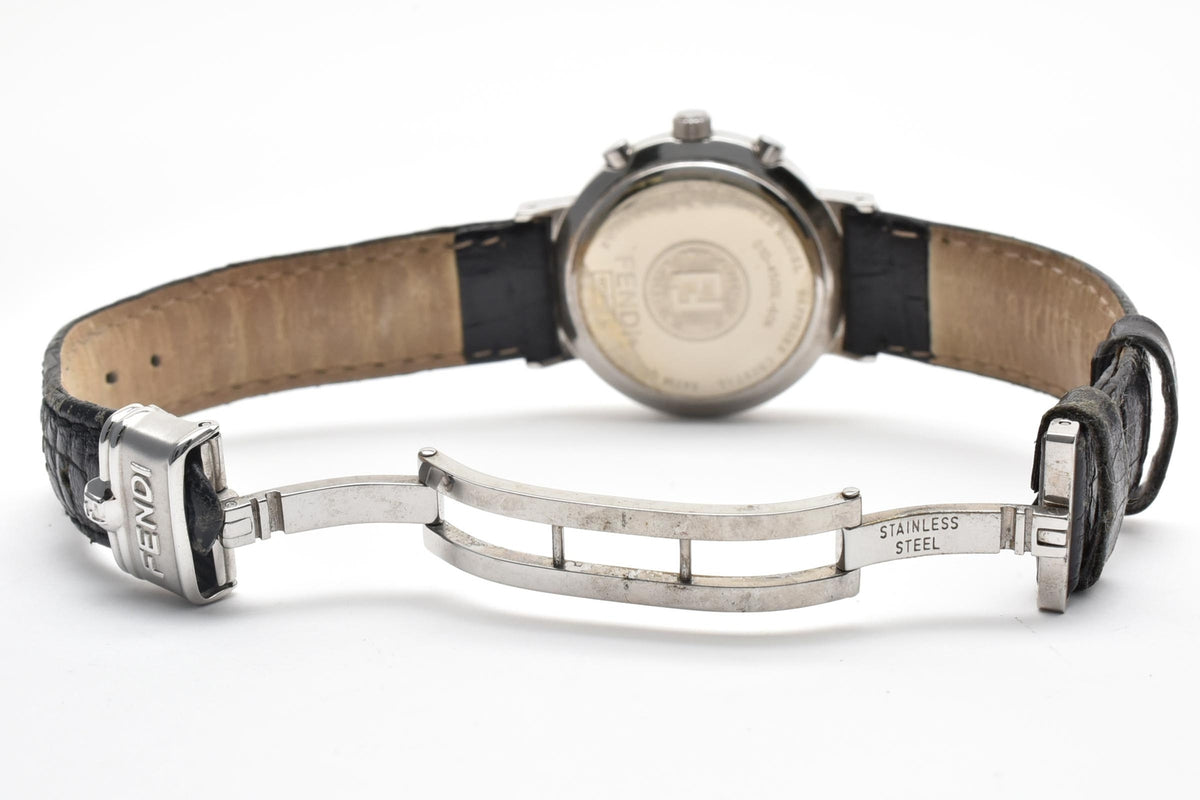 美品 FENDI フェンディ クラシコ クロノグラフ 010-4500L-606 クォーツ デイト ブラック文字盤 ステンレス レザーベルト スイス製 ユニセックス 腕時計 稼働品