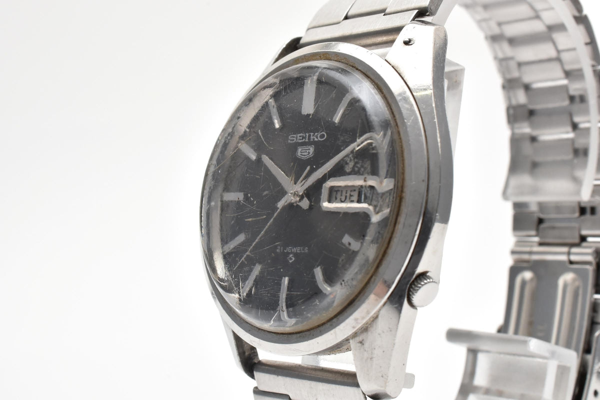 良品 SEIKO セイコー セイコー5 6119-8020 自動巻き 21石 デイデイト ブラック文字盤 ステンレス ヴィンテージ 1970年代 メンズ 腕時計 稼働品