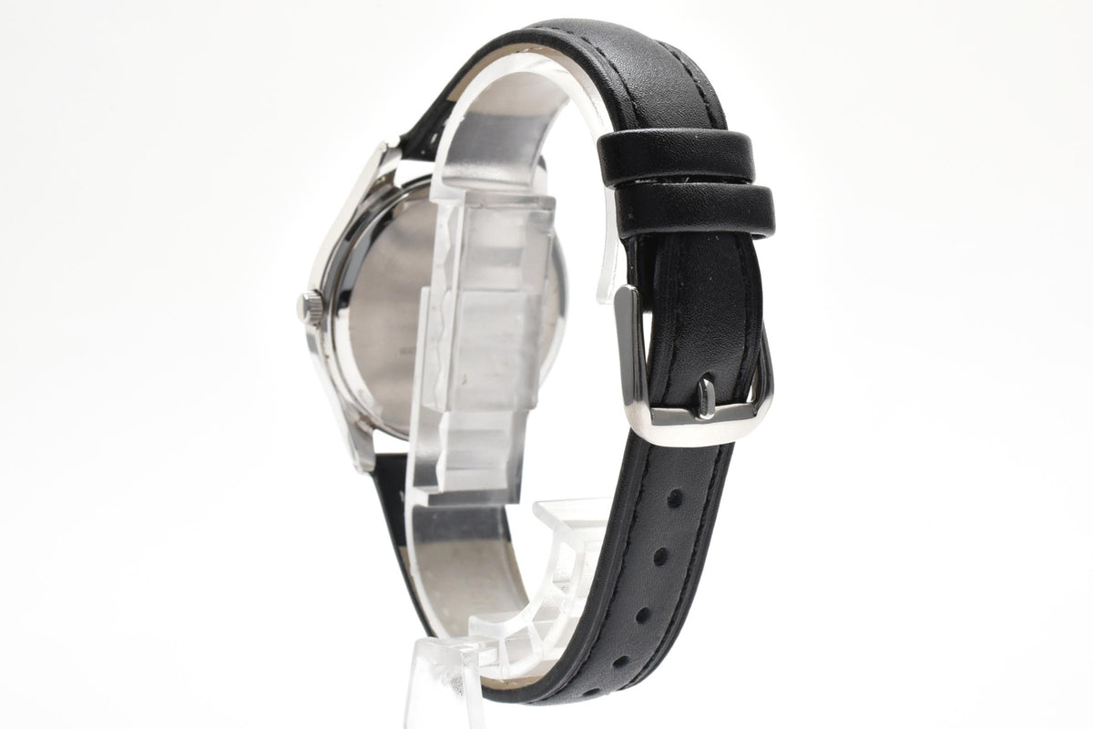良品 SEIKO ALBA セイコー アルバ V158-0AX0 ソーラー デイデイト ホワイト文字盤 アラビア数字 レザーベルト 10気圧防水 メンズ 腕時計 稼働品