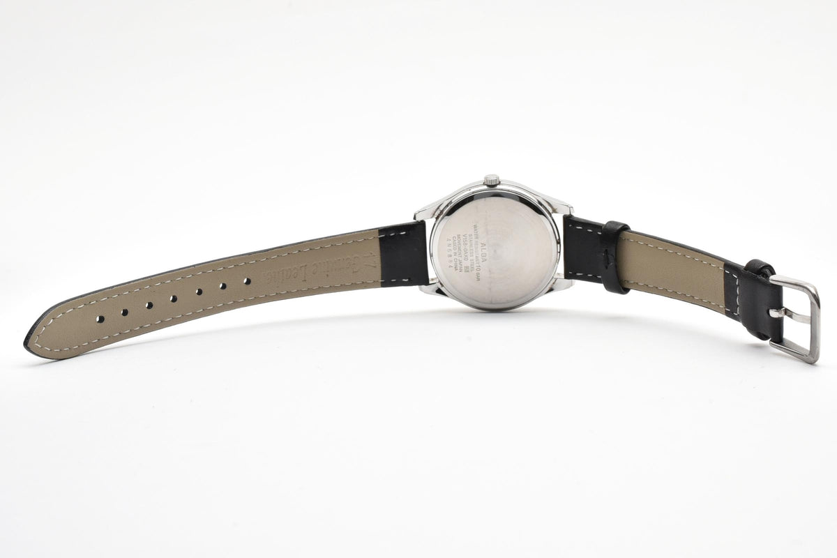 良品 SEIKO ALBA セイコー アルバ V158-0AX0 ソーラー デイデイト ホワイト文字盤 アラビア数字 レザーベルト 10気圧防水 メンズ 腕時計 稼働品