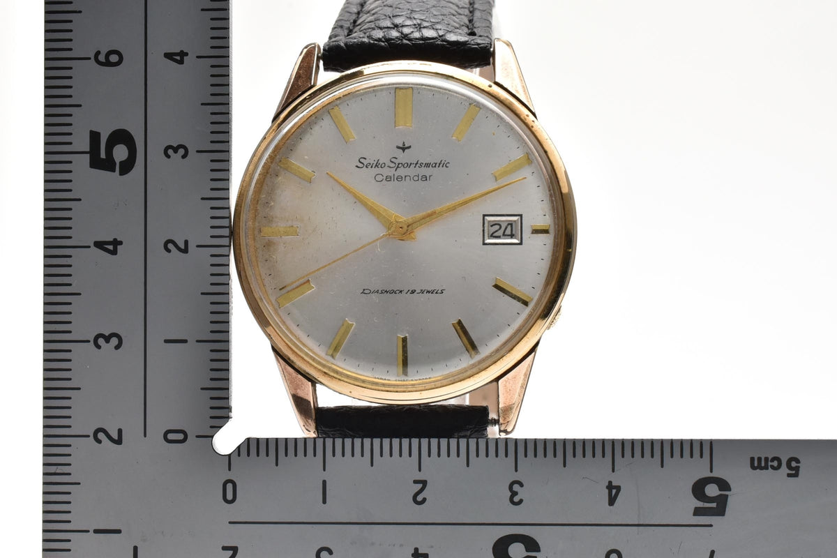 良品 SEIKO セイコー スポーツマチック カレンダー 15037D 自動巻き 17石 ダイヤショック デイト シルバー文字盤 EGP 金メッキ レザーベルト ヴィンテージ 1960年代 メンズ 腕時計 稼働品