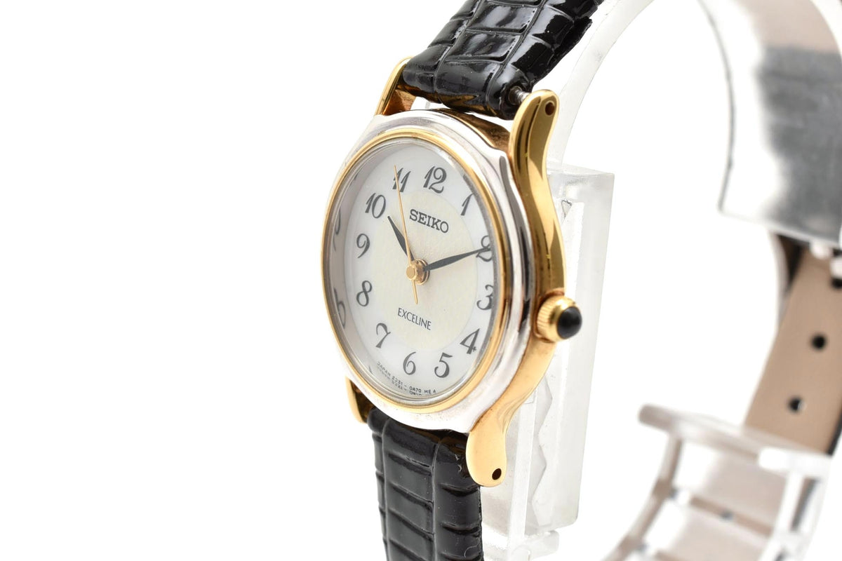美品 SEIKO セイコー エクセリーヌ 2J31-0A50 クォーツ コンビ ホワイト文字盤 アラビア数字 レザーベルト 1990年代 レディース 腕時計 稼働品