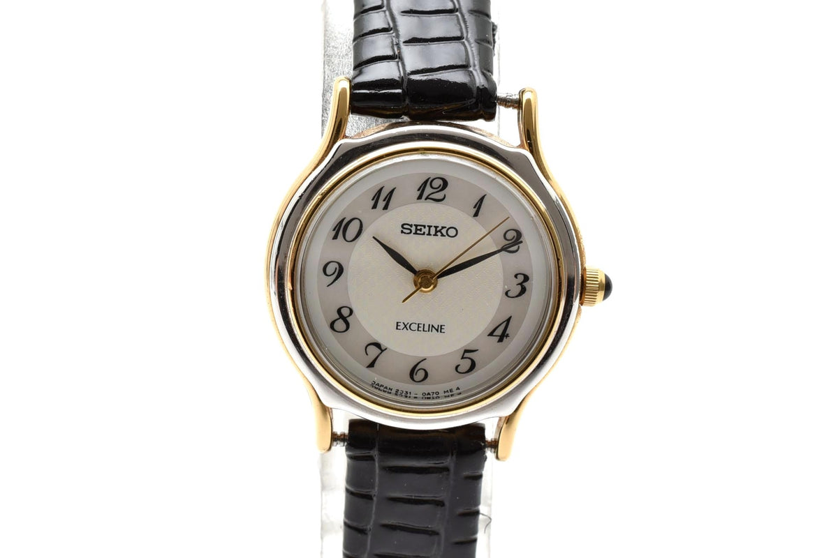 美品 SEIKO セイコー エクセリーヌ 2J31-0A50 クォーツ コンビ ホワイト文字盤 アラビア数字 レザーベルト 1990年代 レディース 腕時計 稼働品