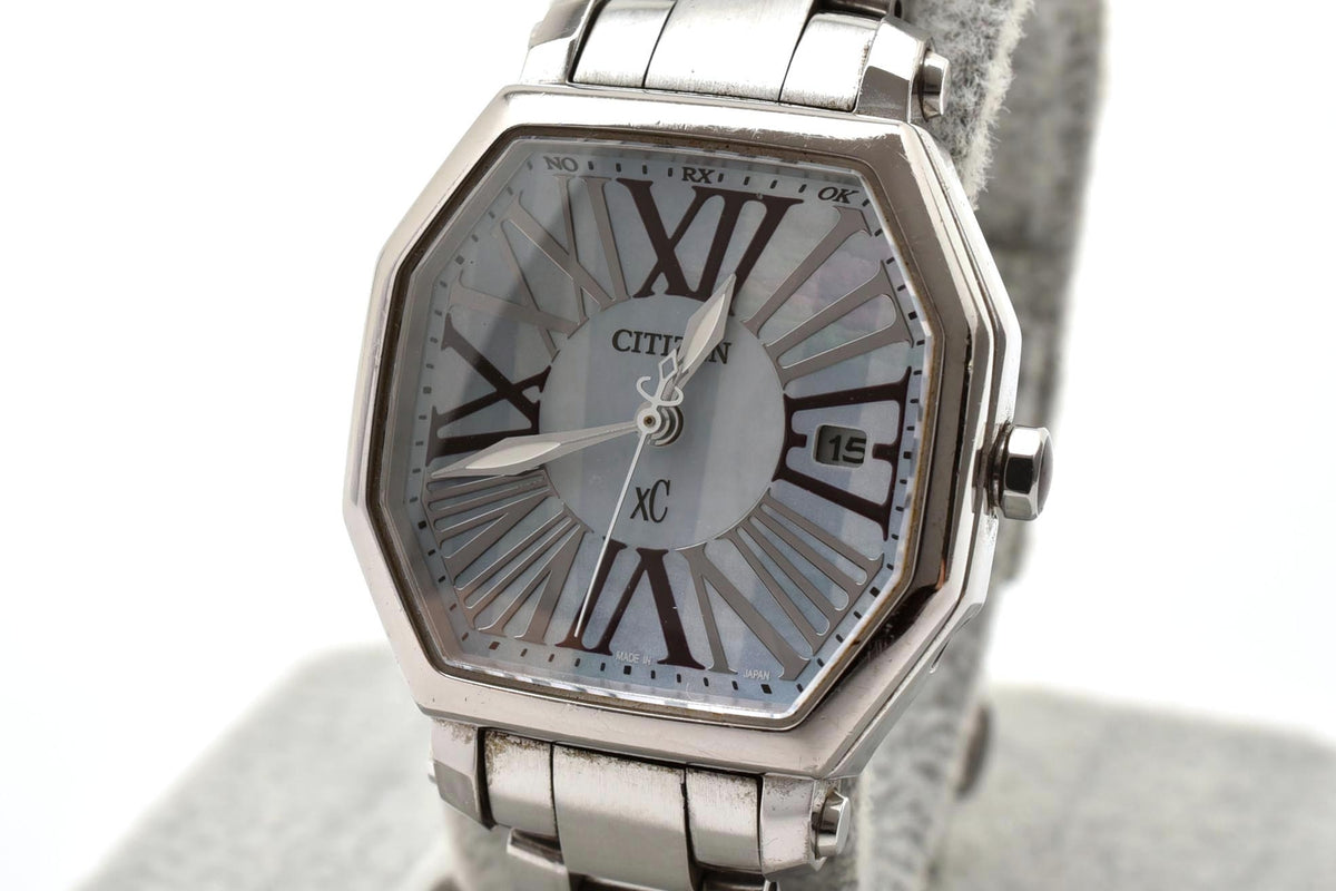 美品 CITIZEN シチズン クロスシー H010-T014135Y エコドライブ 電波 八角形 ステンレス シルバー文字盤 レディース 腕時計 稼働品