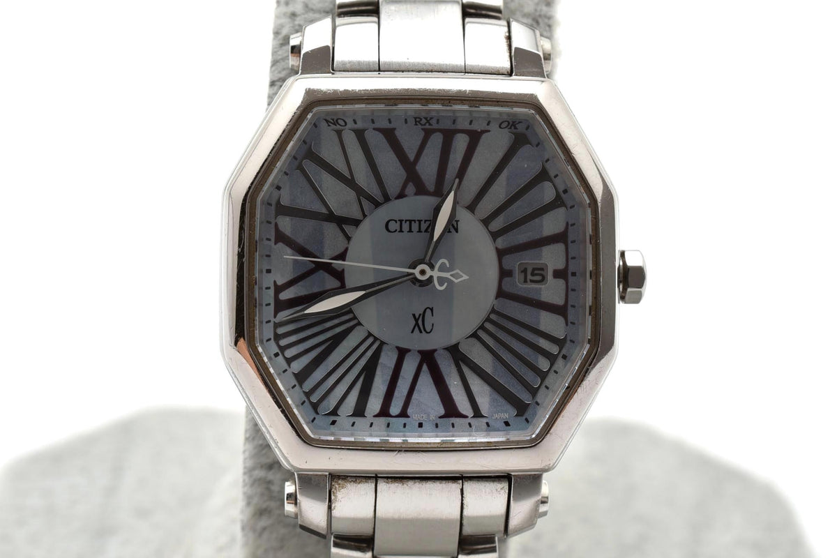 美品 CITIZEN シチズン クロスシー H010-T014135Y エコドライブ 電波 八角形 ステンレス シルバー文字盤 レディース 腕時計 稼働品