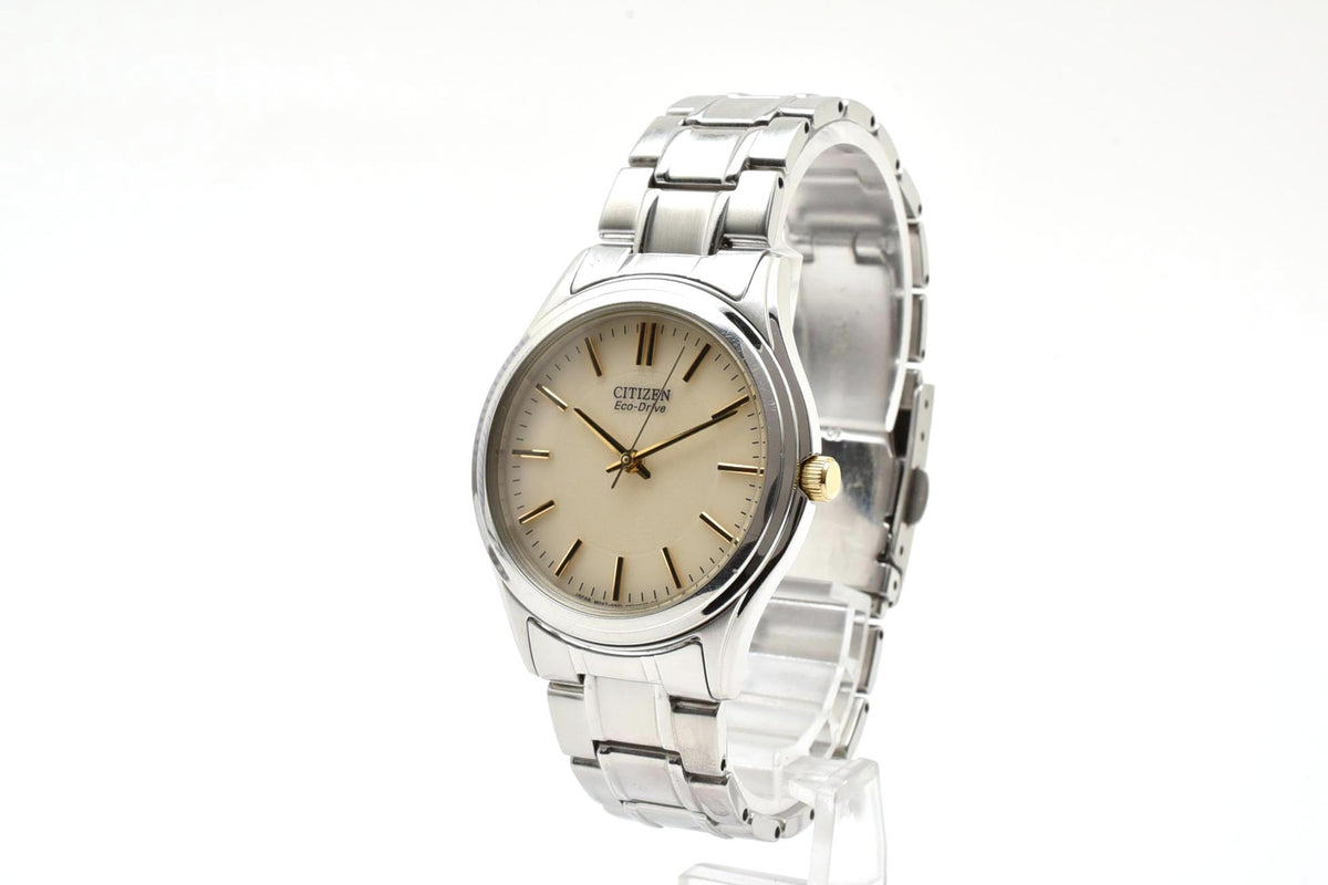 美品 CITIZEN シチズン エコドライブ E031-S048419 ソーラー 薄型 ステンレス アイボリー文字盤 ドレスウォッチ メンズ 腕時計 稼働品