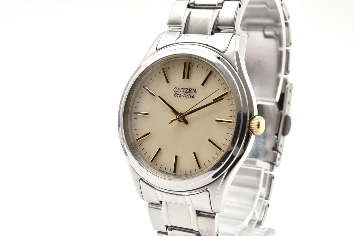 美品 CITIZEN シチズン エコドライブ E031-S048419 ソーラー 薄型 ステンレス アイボリー文字盤 ドレスウォッチ メンズ 腕時計 稼働品