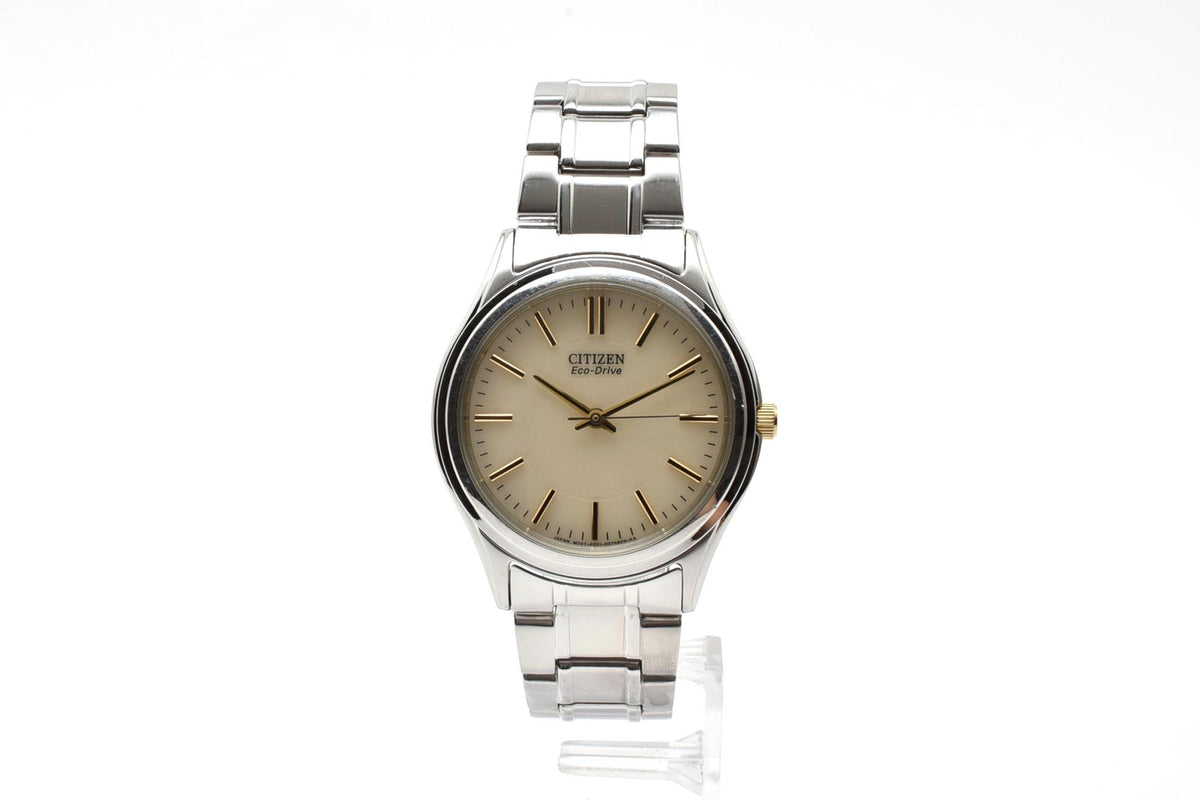 美品 CITIZEN シチズン エコドライブ E031-S048419 ソーラー 薄型 ステンレス アイボリー文字盤 ドレスウォッチ メンズ 腕時計 稼働品
