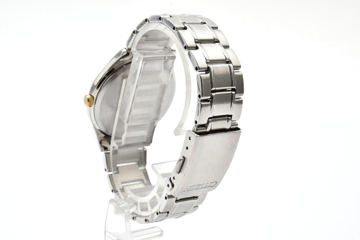 美品 CITIZEN シチズン エコドライブ E031-S048419 ソーラー 薄型 ステンレス アイボリー文字盤 ドレスウォッチ メンズ 腕時計 稼働品