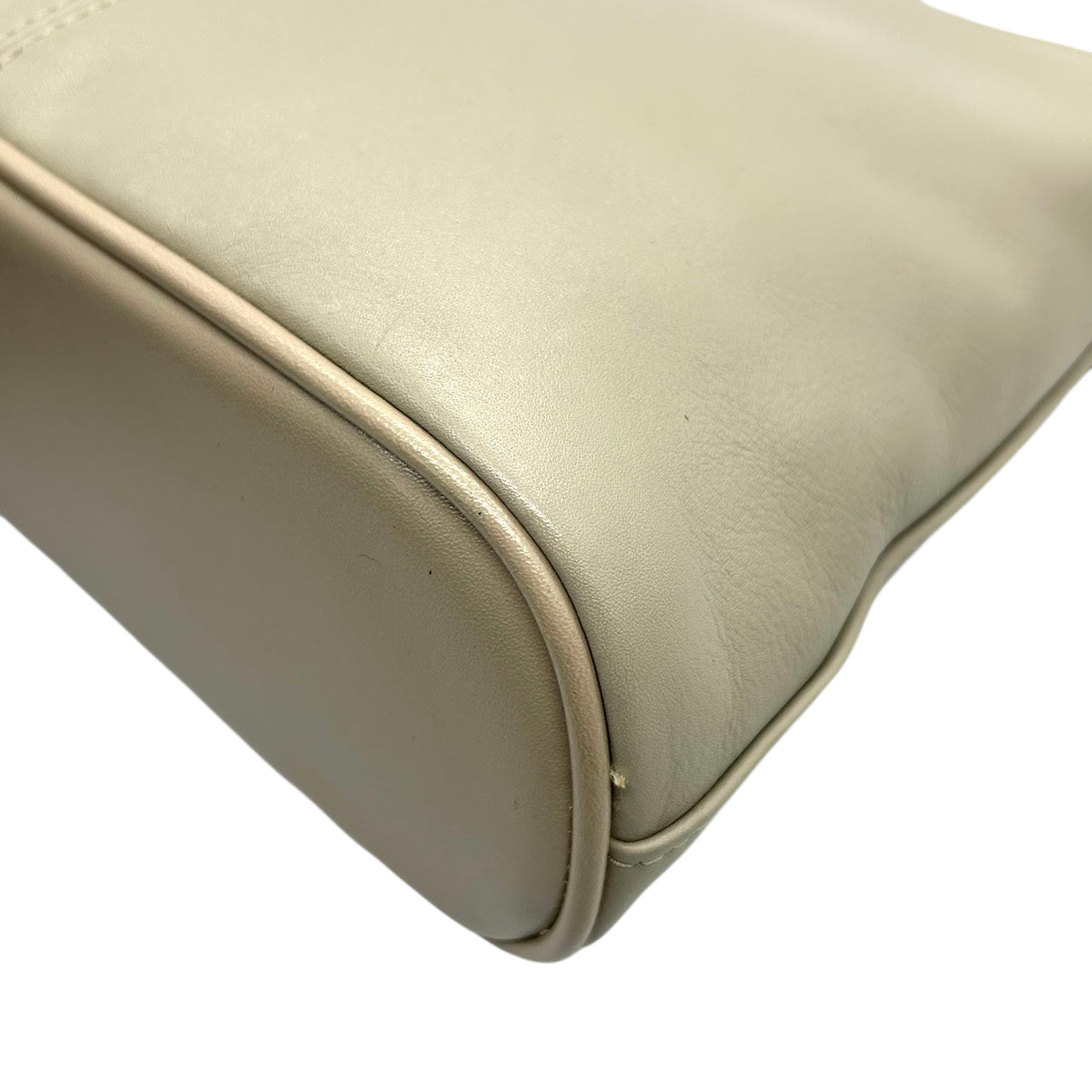 【美品】ヴィンチェンツォ ヴァレンティノ VINCENZO VALENTINO ハンドバッグ ショルダーバッグ 2WAY 斜め掛け可 レザー 本革 ベージュ グレージュ イタリア製 レディース フォーマル エレガント クラシック s93