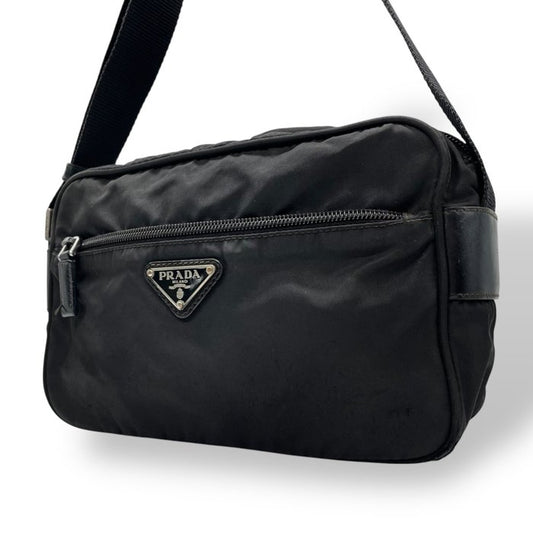 PRADA プラダ ナイロン レザー ショルダーバッグ トライアングルロゴ ブラック シルバー金具 斜め掛け クロスボディ レディース K12