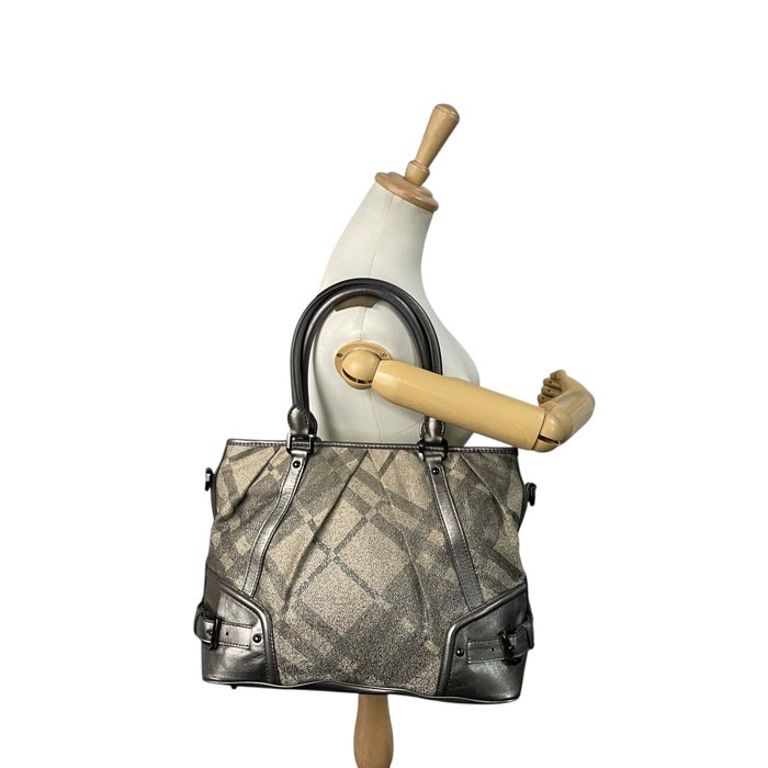 Burberry バーバリー ノバチェック キャンバス レザー 2WAY トートバッグ ショルダーバッグ グレージュ グレー ブラック金具 レディース A