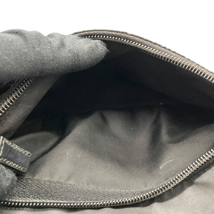 PRADA プラダ ナイロン レザー ショルダーバッグ トライアングルロゴ ブラック シルバー金具 斜め掛け クロスボディ レディース K12