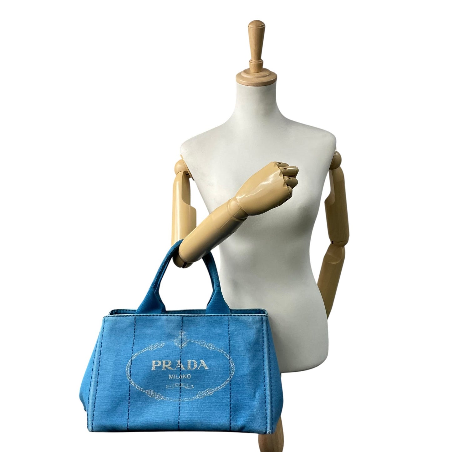 プラダ PRADA カナパ CANAPA トートバッグ ハンドバッグ キャンバス ライトブルー 青 アズーロ AZZURRO ゴールド 金具 三角ロゴ トライアングルロゴ A4収納可 マザーズバッグ 大容量 カジュアル デイリー 通勤 通学 レディース E