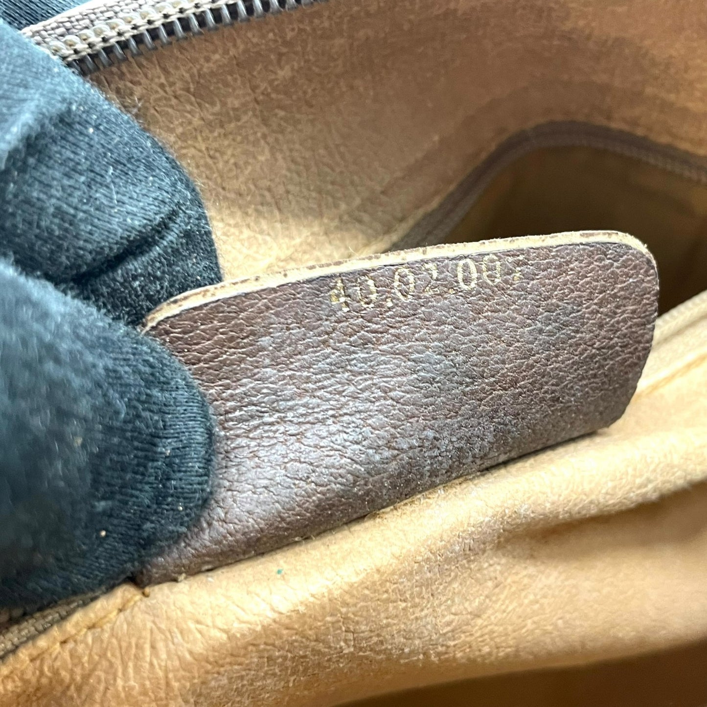 グッチ GUCCI オールドグッチ シェリーライン GGスプリーム ミニボストンバッグ PVC レザー ベージュ ブラウン ゴールド金具 ビンテージ クラシック エレガント 希少 レア イタリア製 インターロッキングGG ロゴ 自立可 レディース E