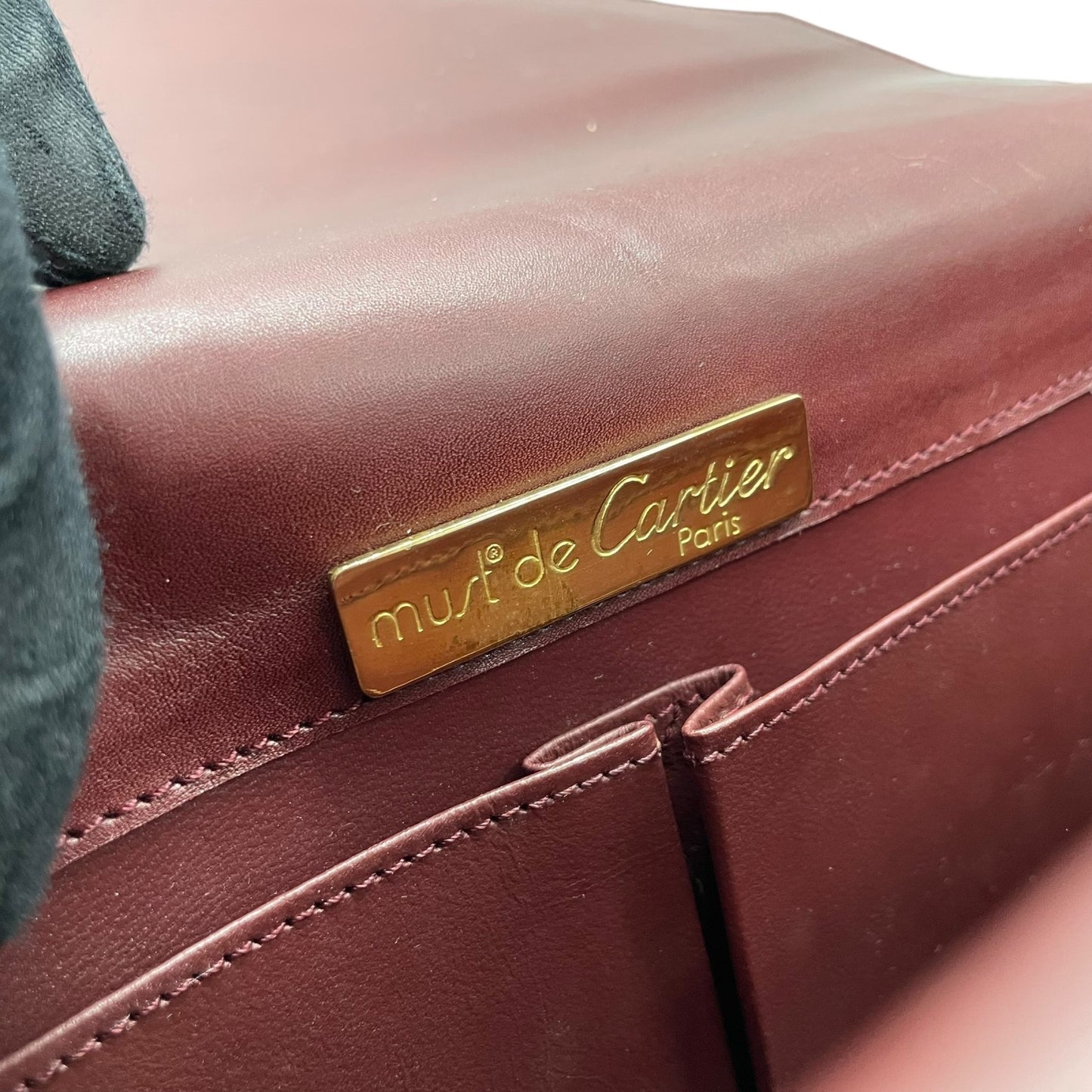 Cartier カルティエ Must de Cartier マストライン レザー ショルダーバッグ ダブルフラップ ボルドー ゴールド金具 クラシック レディース D3