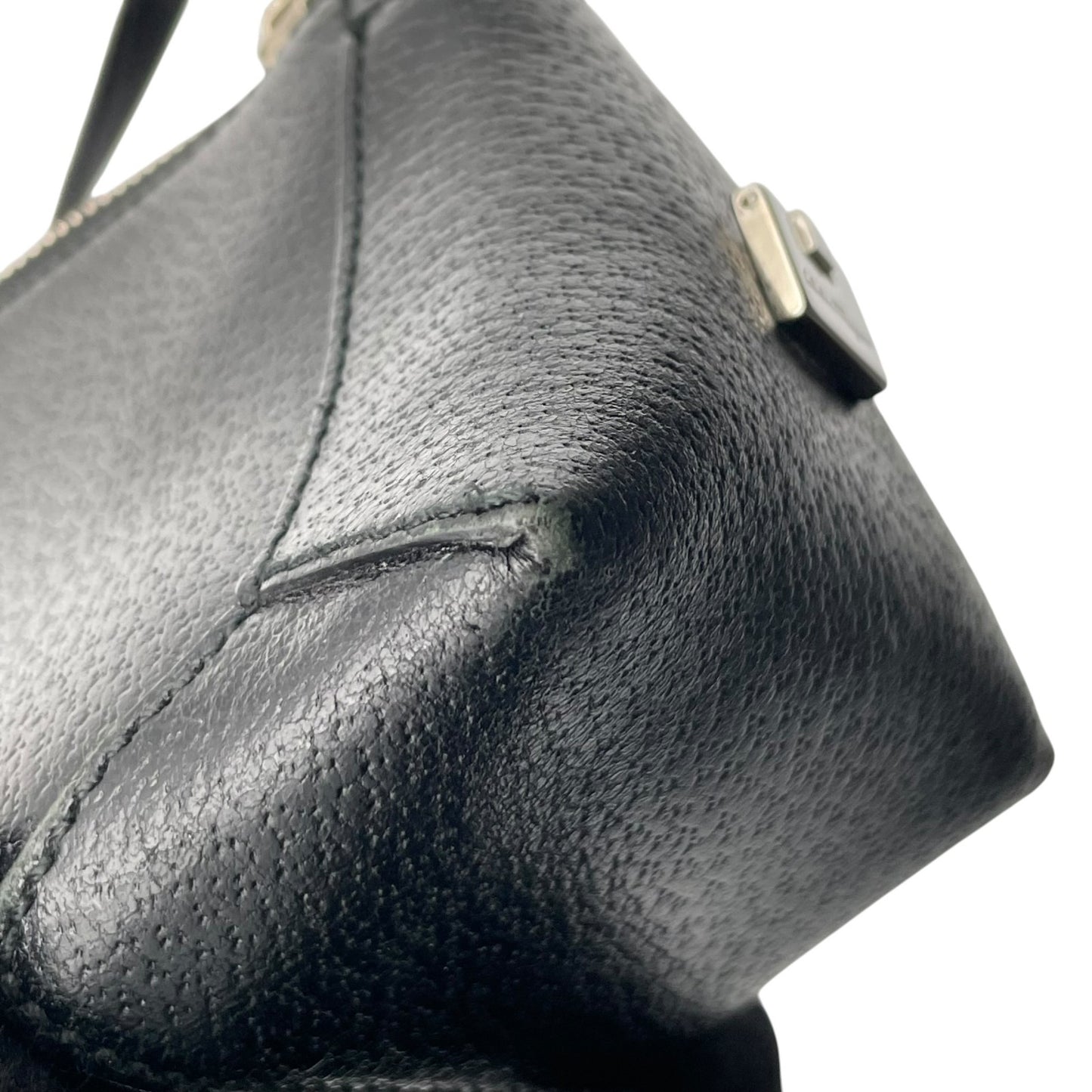 【良品】 サルヴァトーレ フェラガモ Salvatore Ferragamo アクセサリーポーチ ミニハンドバッグ レザー 本革 ブラック 黒 シルバー金具 ガンチーニ 自立可 エレガント 上品 鞄 お出かけ パーティー レディース 定番 人気 S93