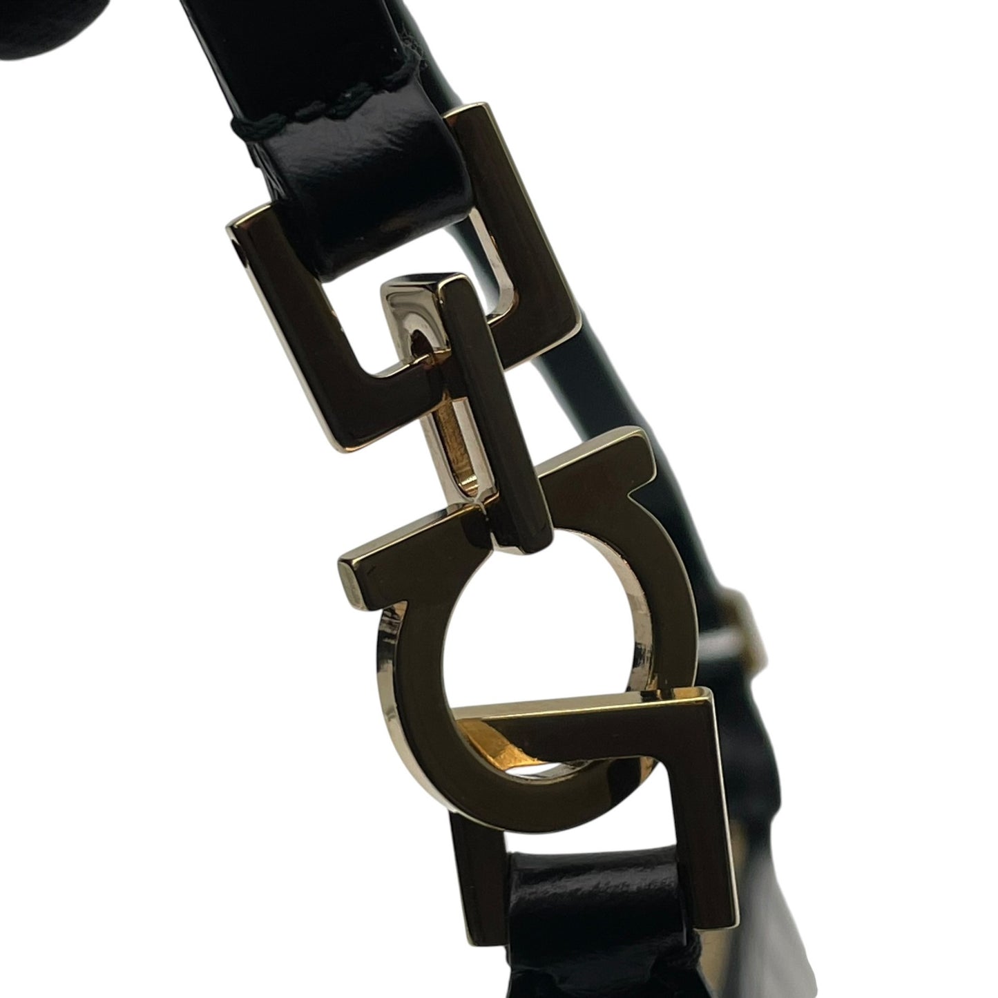 【良品】 サルヴァトーレ フェラガモ Salvatore Ferragamo アクセサリーポーチ ミニバッグ レザー ブラック 黒 ゴールド金具 ガンチーニ エレガント クラシック 上品 鞄 パーティー レディース 定番 人気 S93