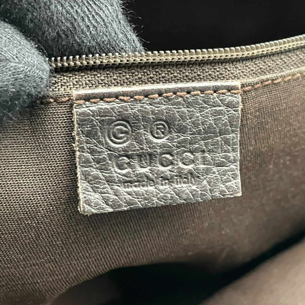 グッチ GUCCI GGキャンバス レザー トートバッグ ショルダーバッグ 肩掛け A4サイズ収納可能 キャンバス 本革 グレー ダークブラウン 茶 ゴールド金具 チャーム用Dカン 272399 エレガント クラシカル 通勤 通学 レディース D2
