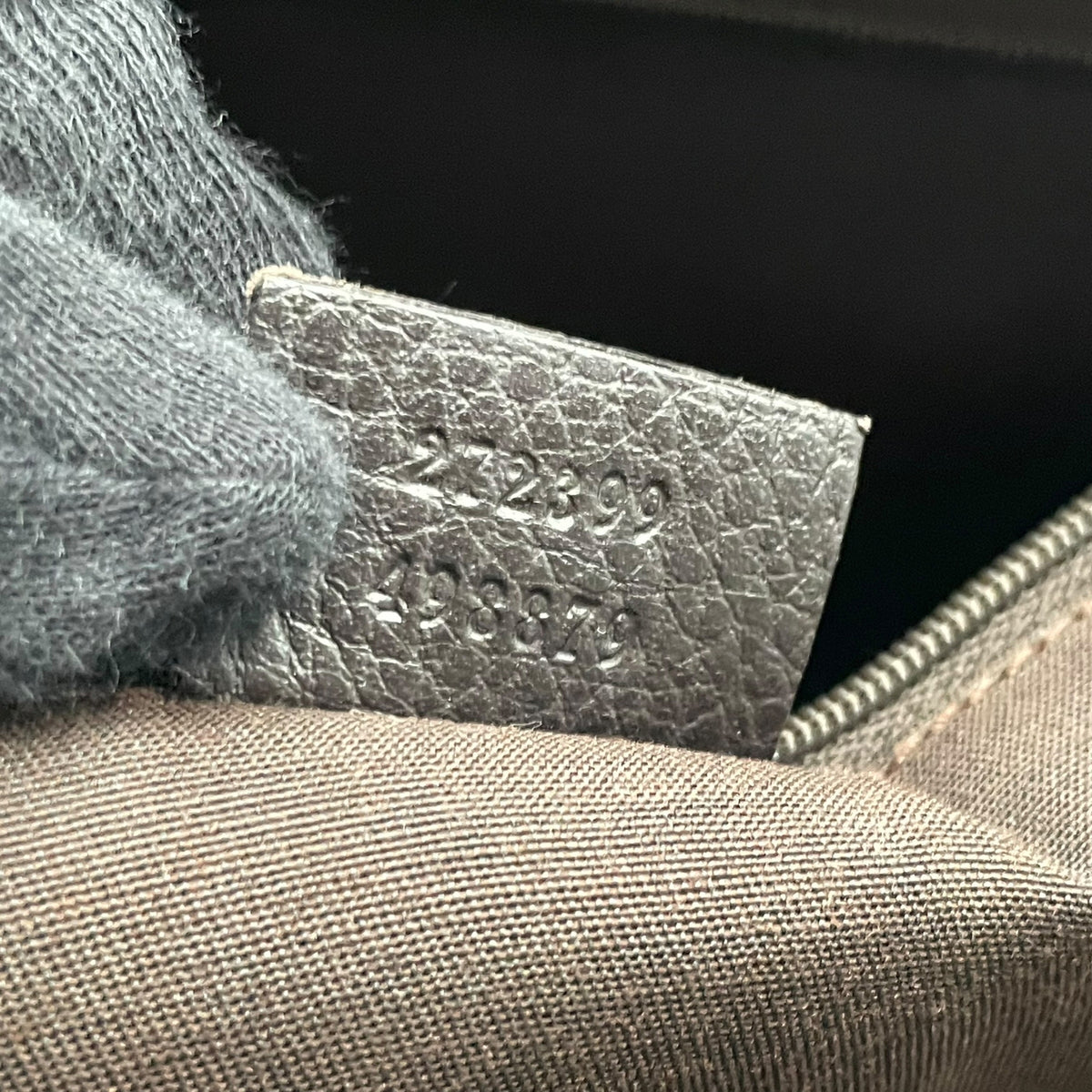グッチ GUCCI GGキャンバス レザー トートバッグ ショルダーバッグ 肩掛け A4サイズ収納可能 キャンバス 本革 グレー ダークブラウン 茶 ゴールド金具 チャーム用Dカン 272399 エレガント クラシカル 通勤 通学 レディース D2