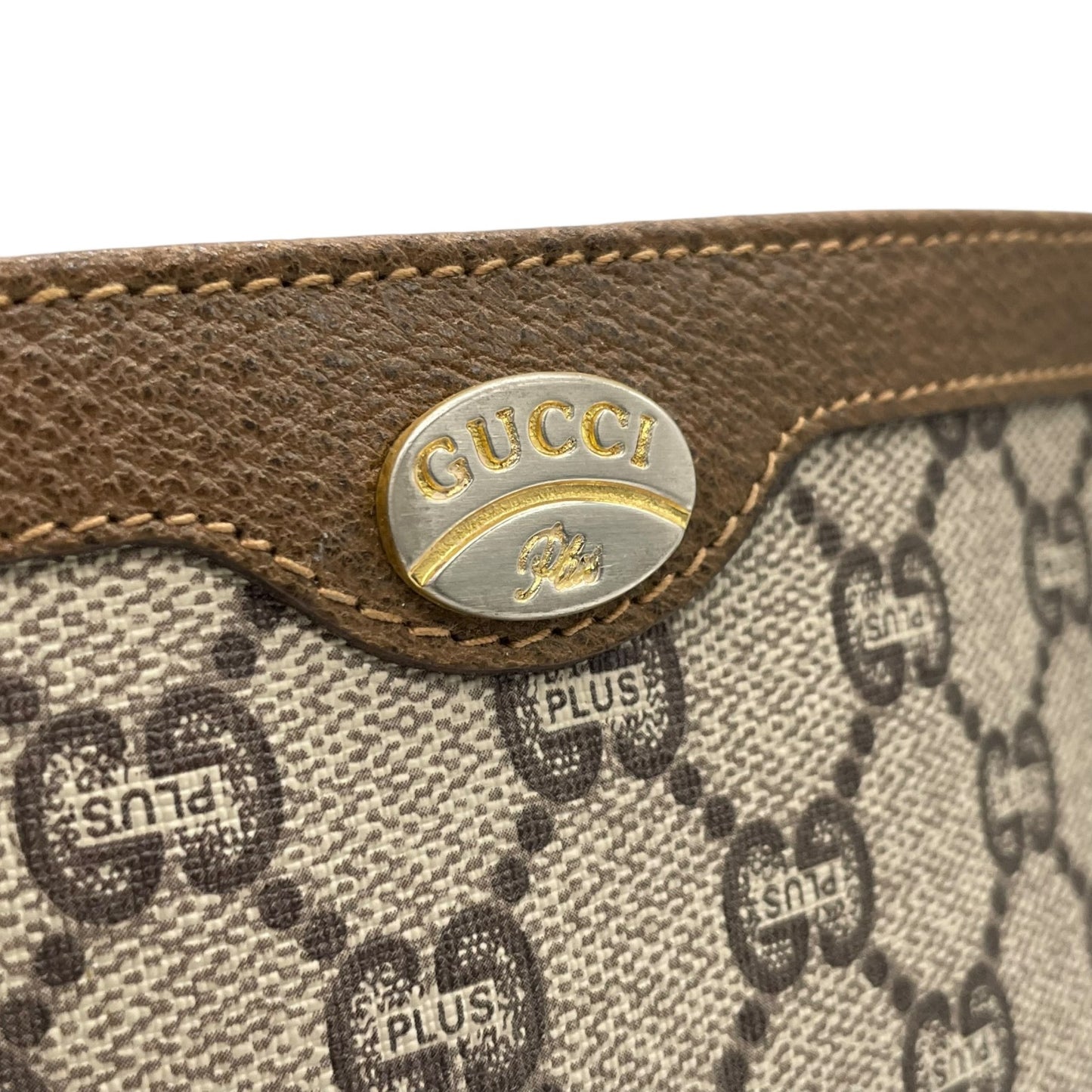 Gucci Plus GGプラス グッチプラス PVC レザー ショルダーバッグ モノグラム クラシック ベージュ グレー ブラウン ゴールド金具 斜め掛け レディース Z1