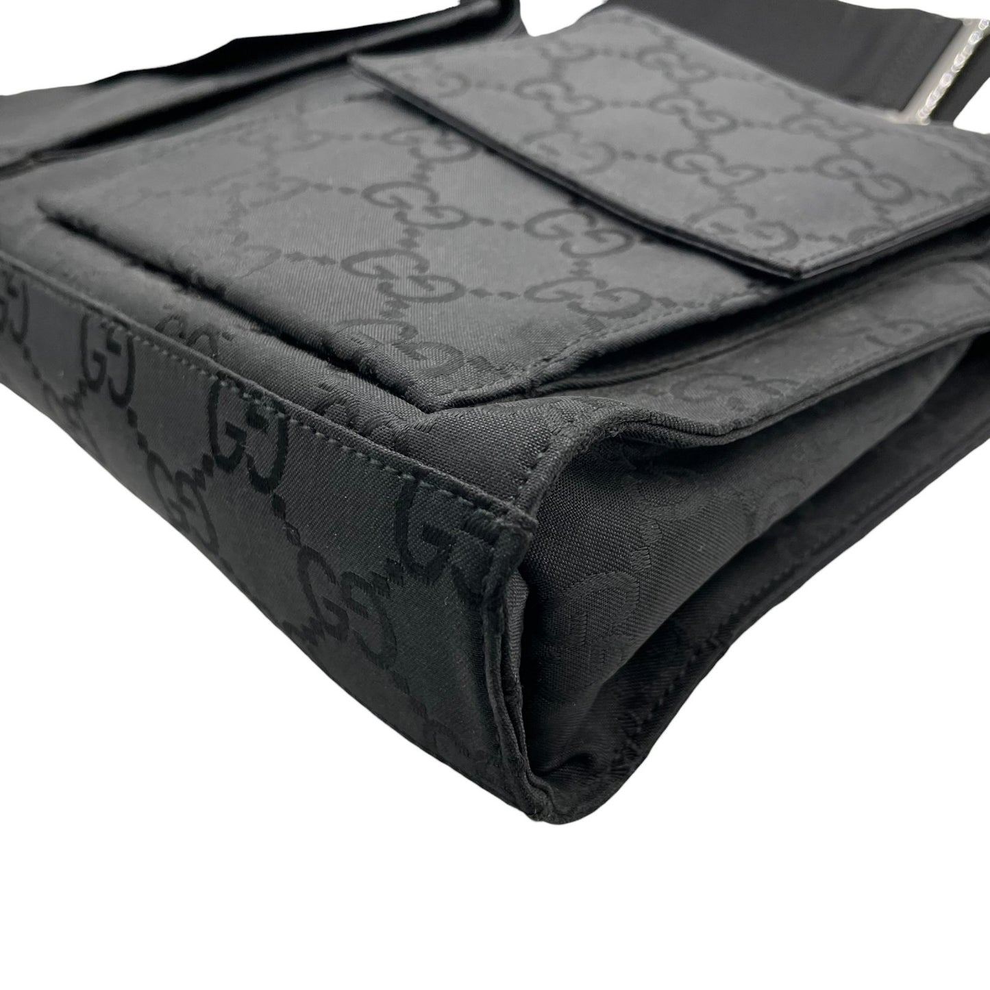 GUCCI グッチ GG柄 ナイロン レザー ショルダーバッグ ブラック ダブルポケット シルバー金具 斜め掛け メンズ レディース ユニセックス E8