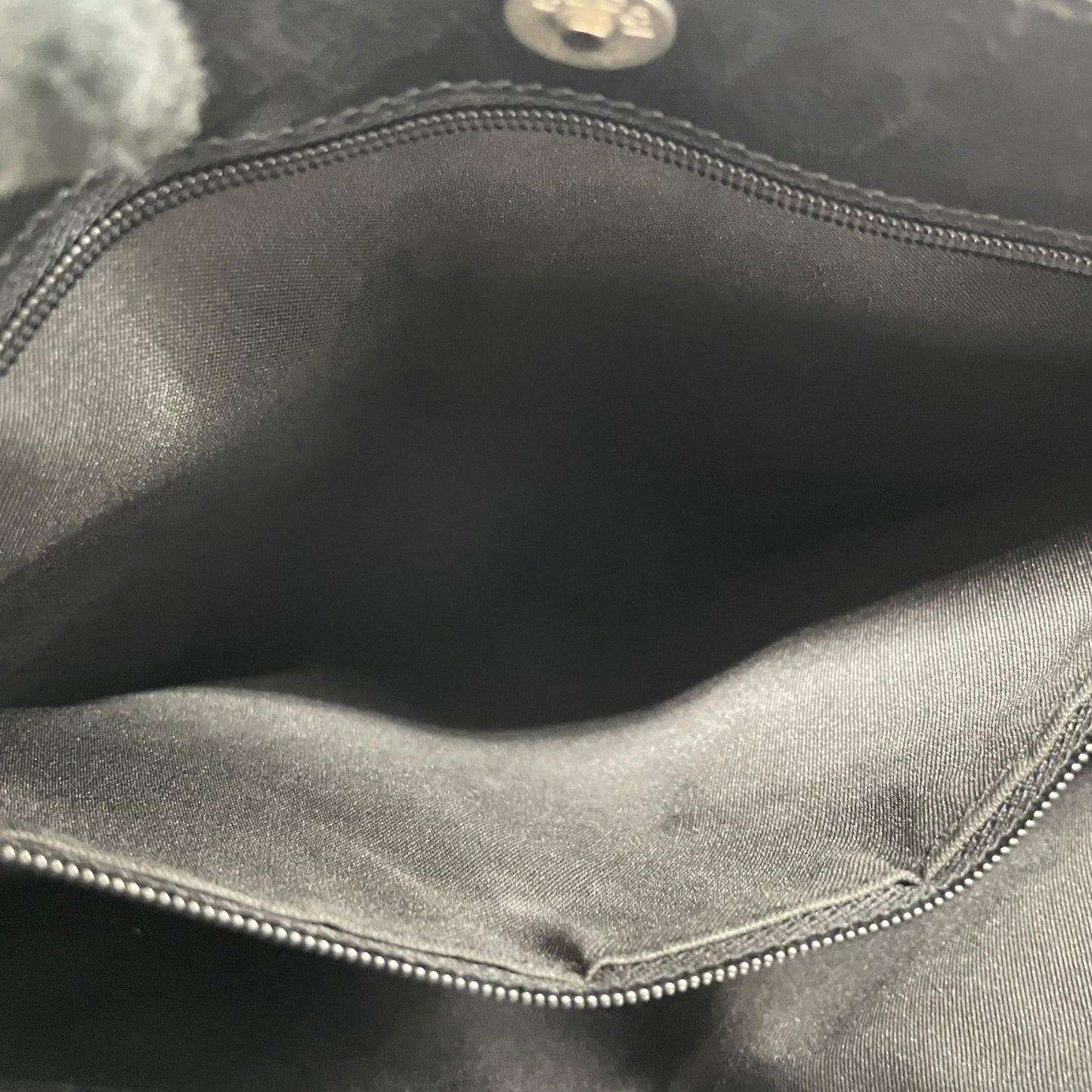 GUCCI グッチ GG柄 ナイロン レザー ショルダーバッグ ブラック ダブルポケット シルバー金具 斜め掛け メンズ レディース ユニセックス E8