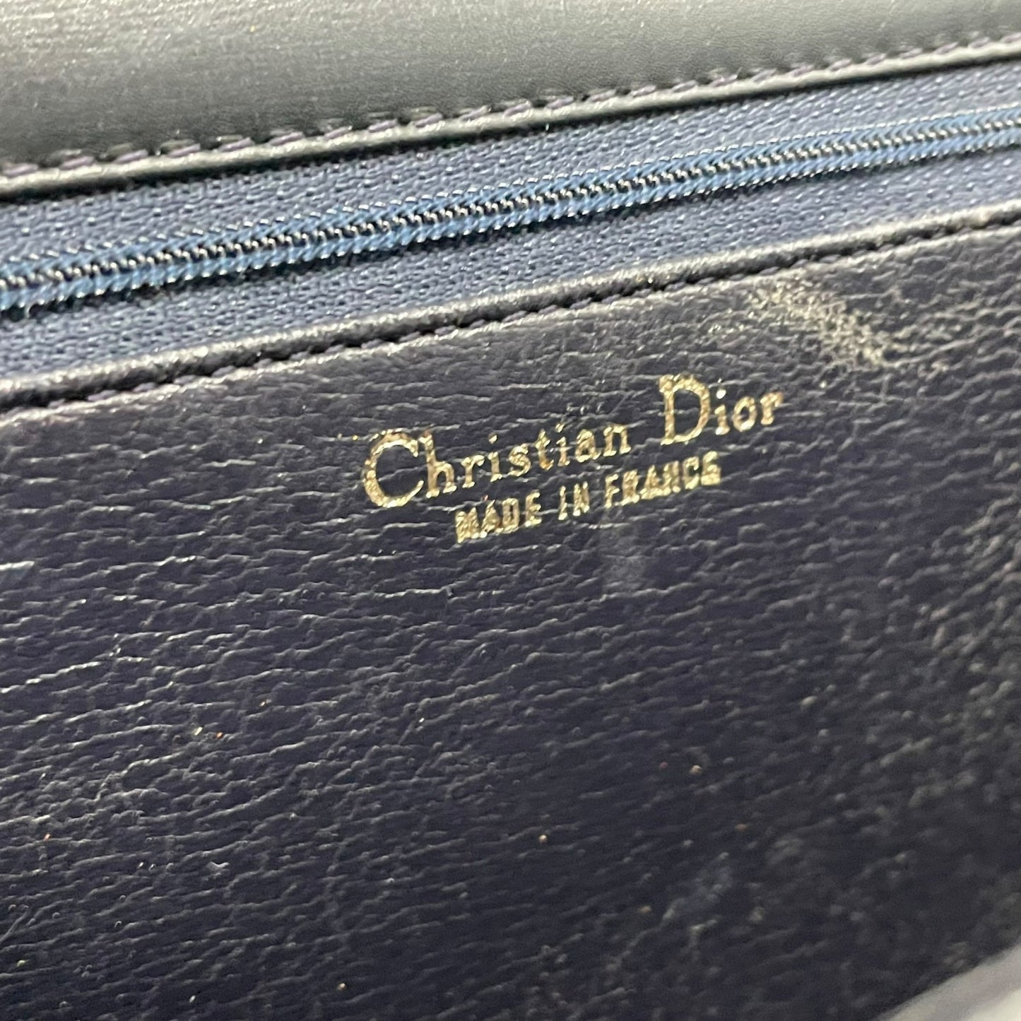 Christian Dior クリスチャンディオール レザー フラップ ショルダーバッグ ネイビー ゴールド金具 ロゴ金具 クラシック 斜め掛け レディース K11