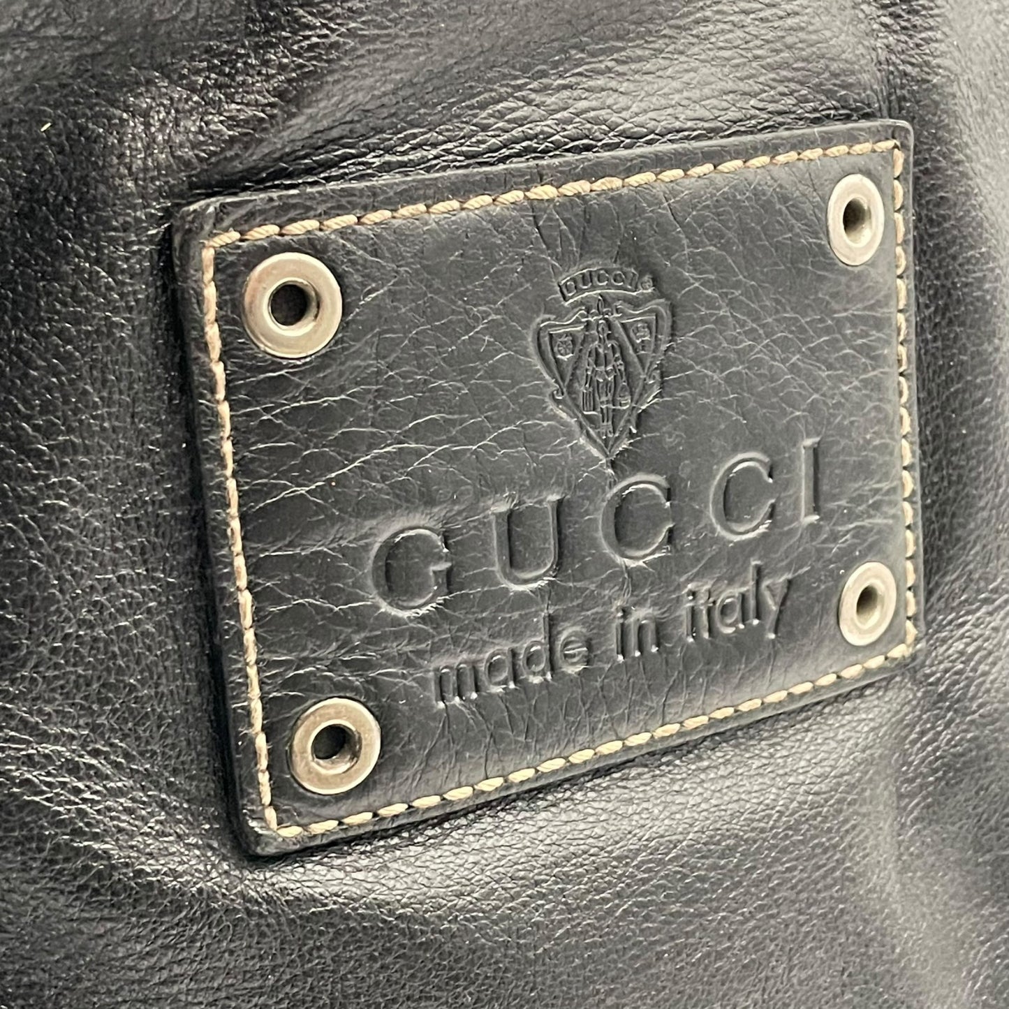 GUCCI グッチ インターロッキングG レザー ショルダーバッグ 黒 ブラック シルバー金具 斜め掛け イタリア製 メンズ レディース A5