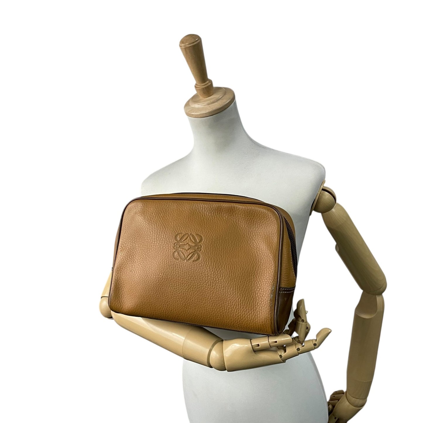 LOEWE ロエベ アナグラム レザー クラッチバッグ ベージュ ブラウン ゴールド金具 セカンドバッグ メンズ レディース ヴィンテージ K7