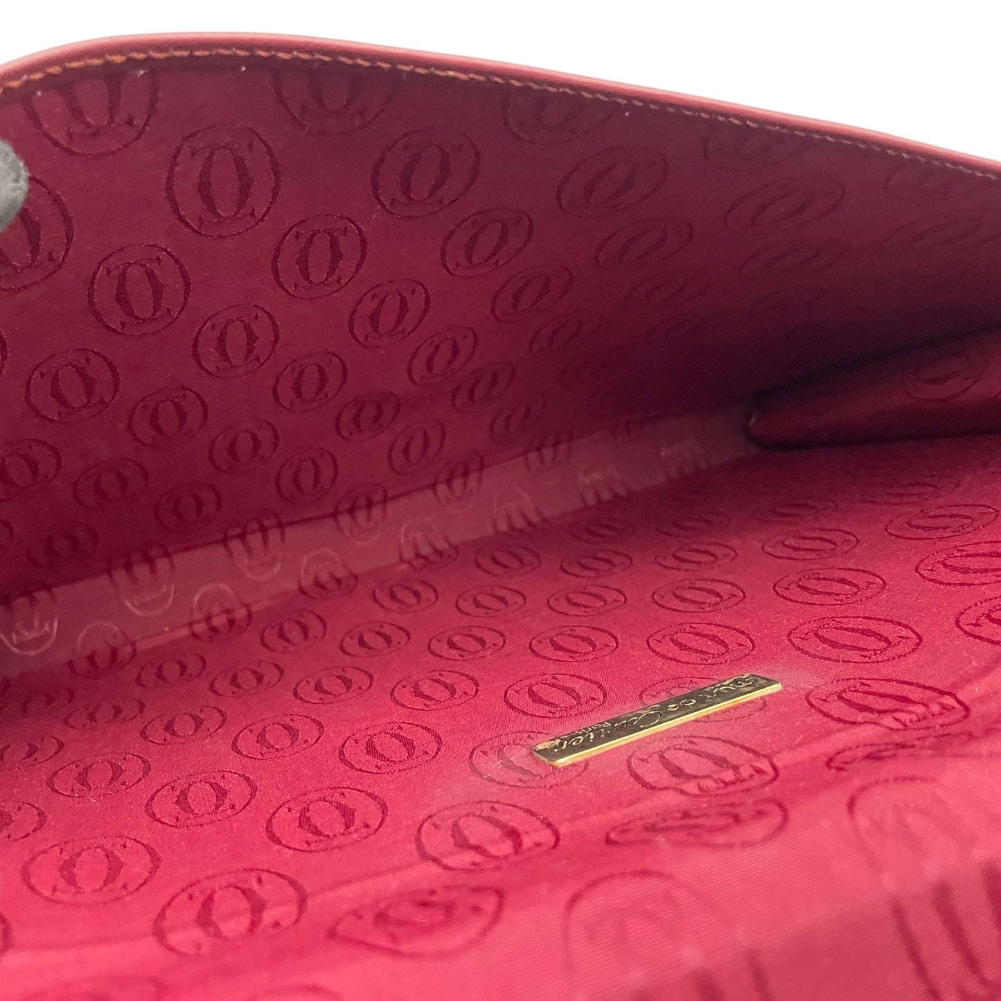 カルティエ Cartier マストライン クラッチバッグ セカンドバッグ ハンドバッグ レザー 本革 ボルドー ワインレッド ゴールド金具 ロゴプレート エレガント クラシック レトロ フォーマル メンズ レディース ユニセックス 人気 C1