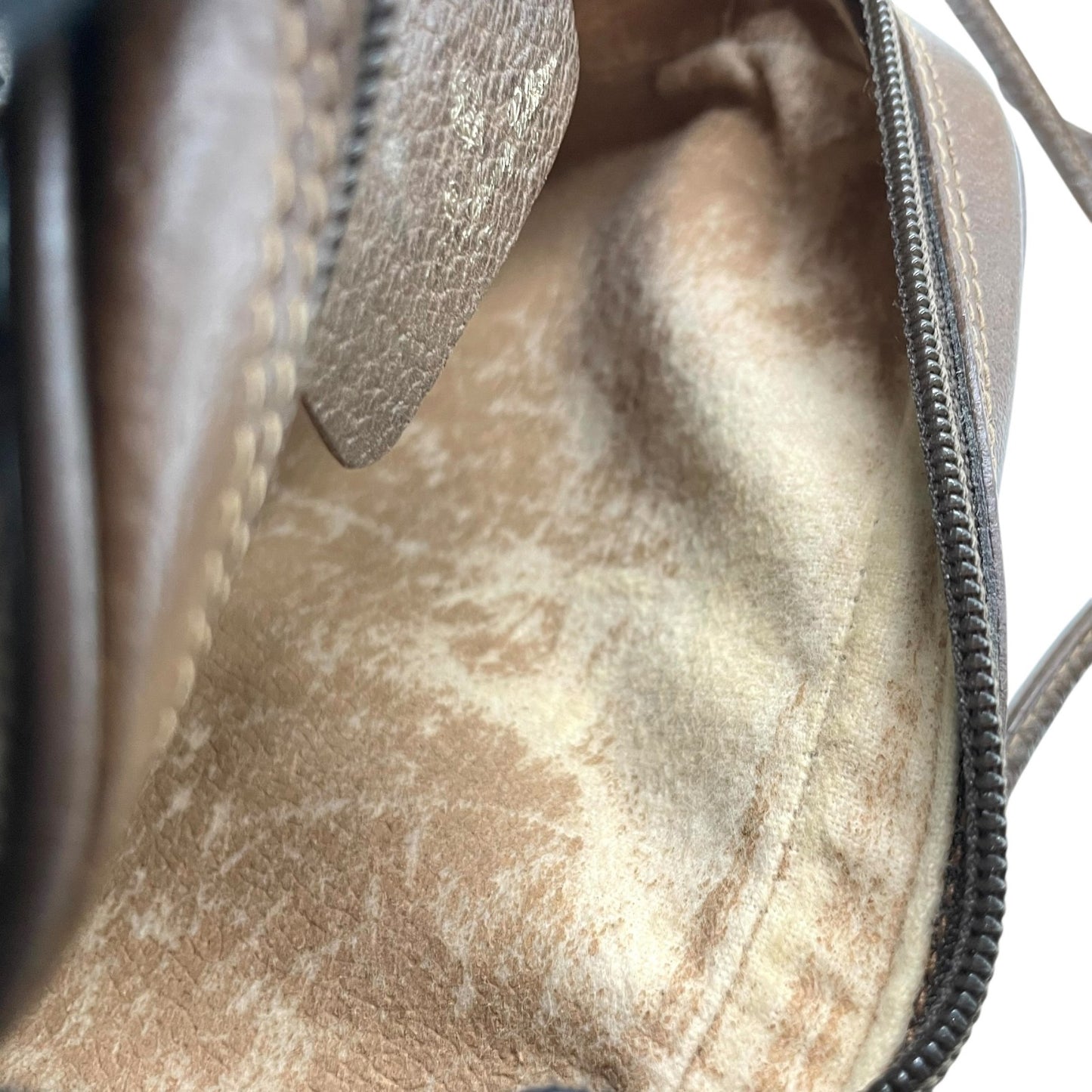 GUCCI グッチ GGスプリーム オールドグッチ PVC レザー シェリーライン ショルダーバッグ グレー ベージュ ゴールド金具 斜め掛け ヴィンテージ D5