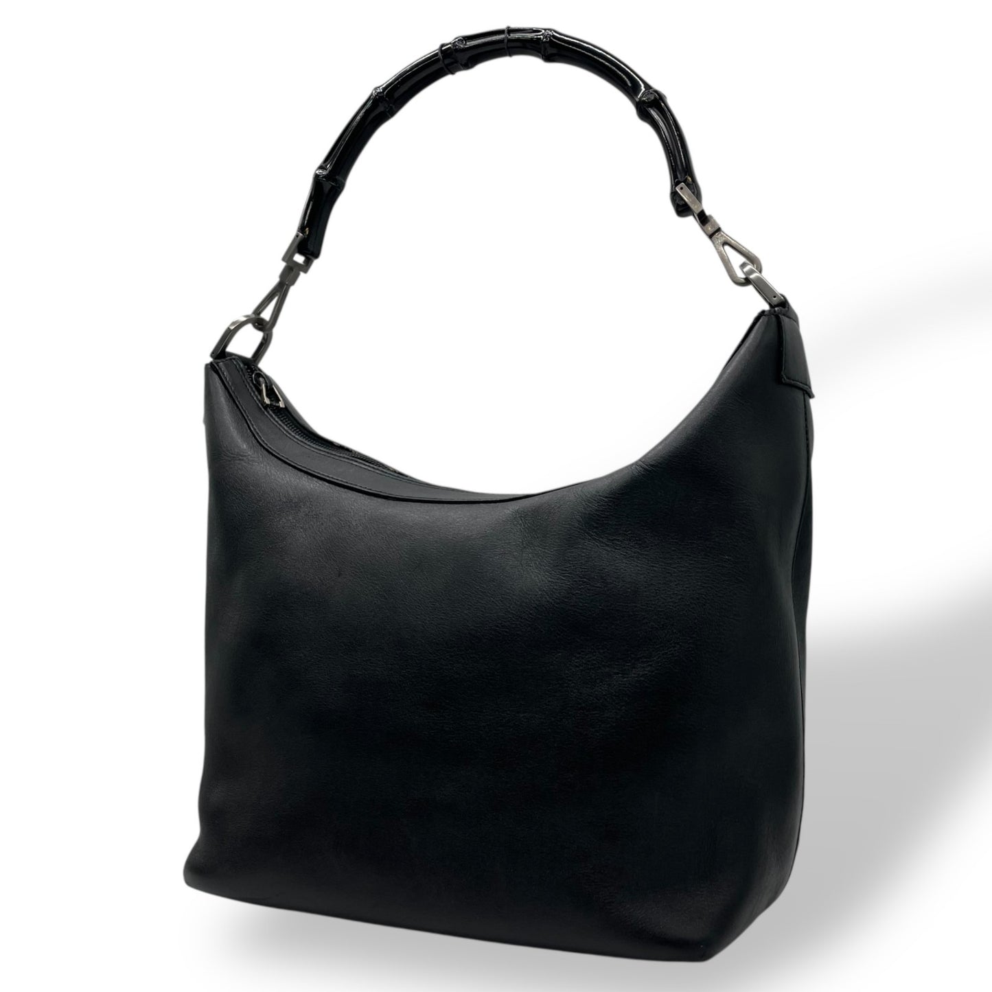 グッチ GUCCI ハンドバッグ ワンショルダー バッグ バンブー レザー 本革 黒 ブラック シルバー金具 エレガント クラシック ヴィンテージ カジュアル フォーマル レディース 肩掛け 自立可 イタリア製 人気 おしゃれ 通勤 通学 E10